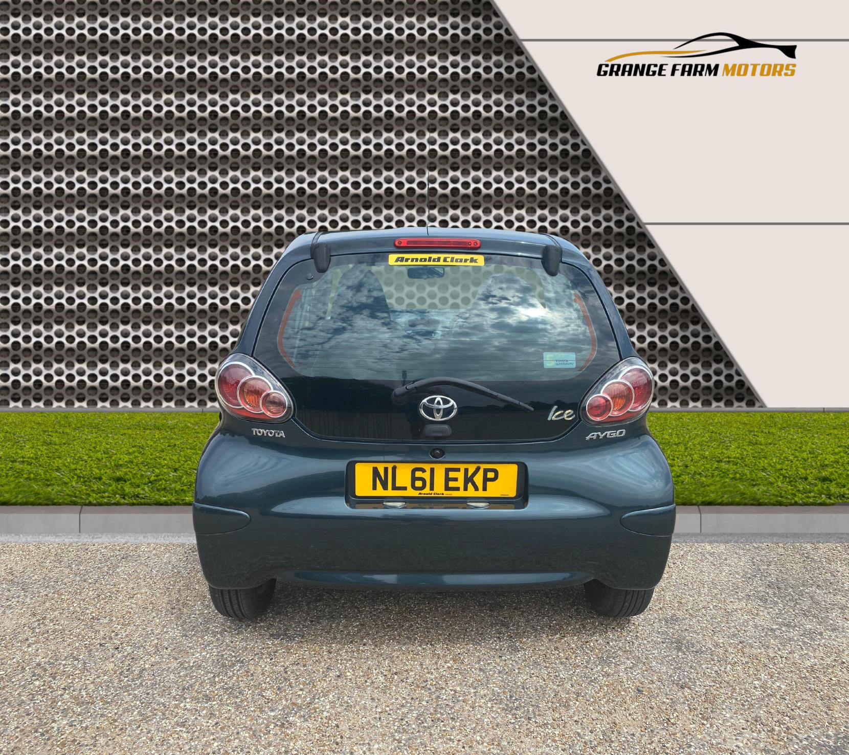 Toyota AYGO 1.0 VVT-i Ice Hatchback 5dr Petrol Manual Euro 5 (67 ps)