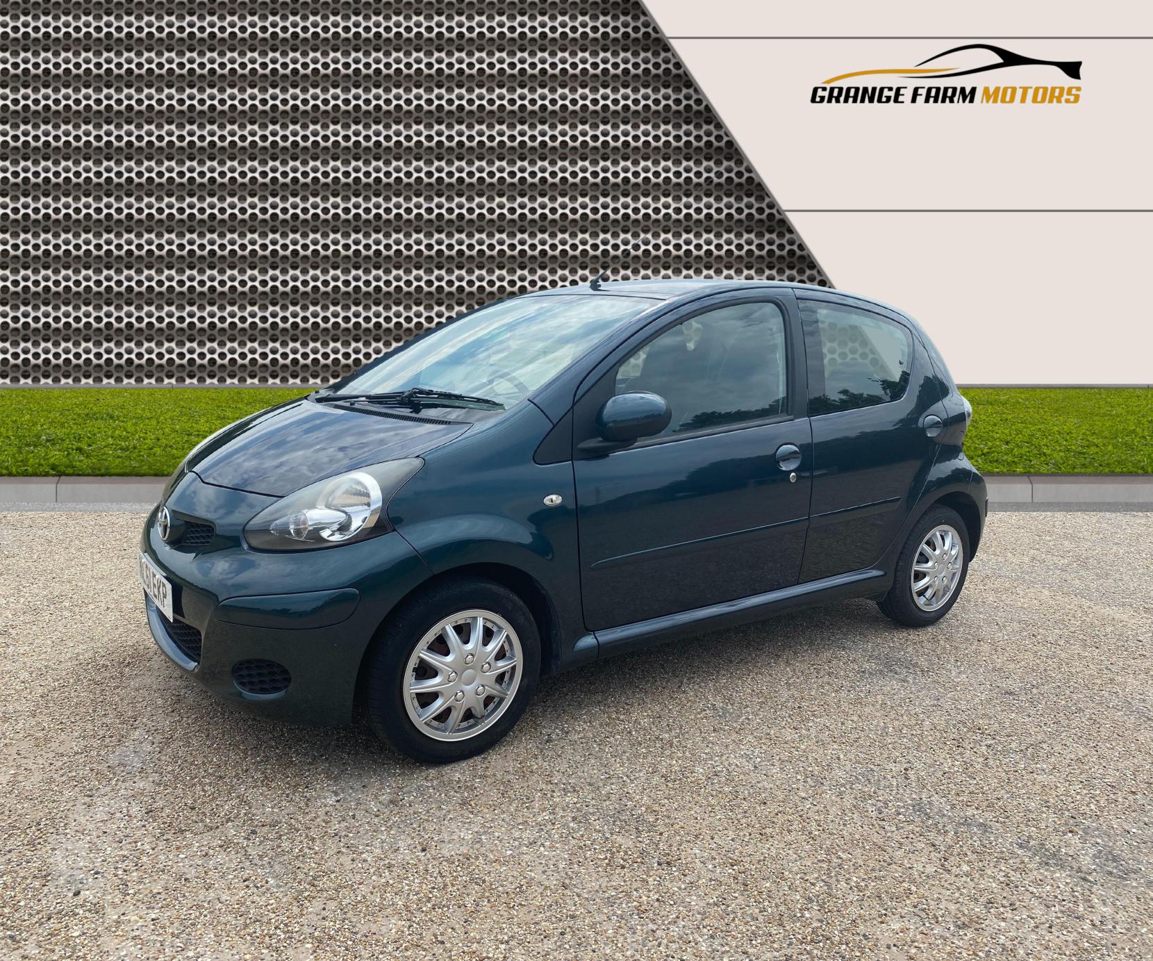 Toyota AYGO 1.0 VVT-i Ice Hatchback 5dr Petrol Manual Euro 5 (67 ps)