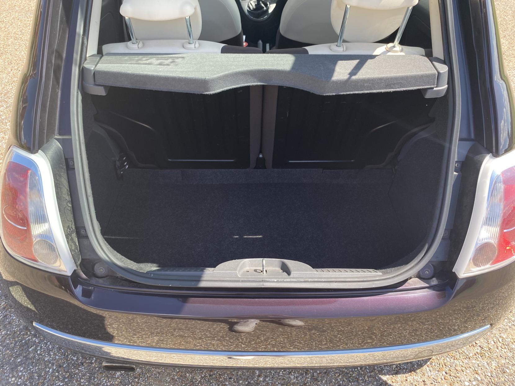 Fiat 500 1.2 Lounge Hatchback 3dr Petrol Manual Euro 4 (69 bhp)