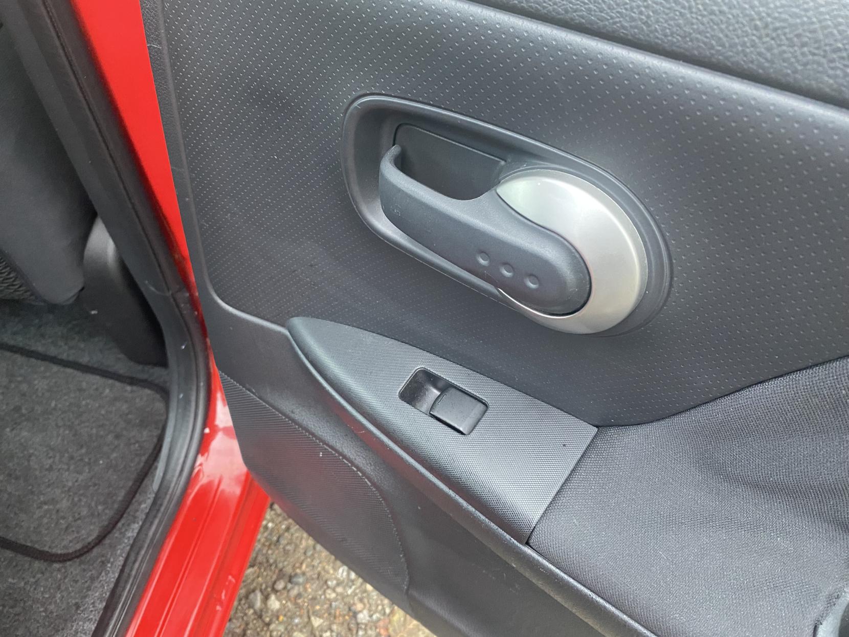 Nissan Note 1.4 16V Acenta Hatchback 5dr Petrol Manual Euro 4 (88 ps)