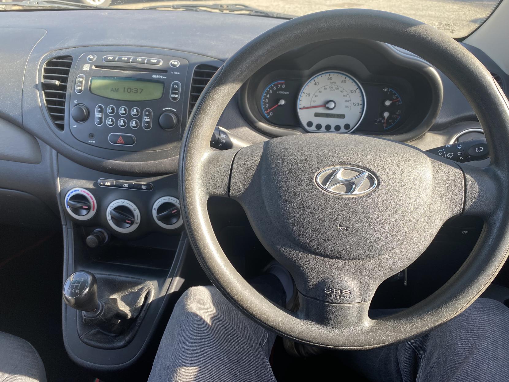 Hyundai i10 1.2 Comfort Hatchback 5dr Petrol Manual Euro 4 (77 bhp)