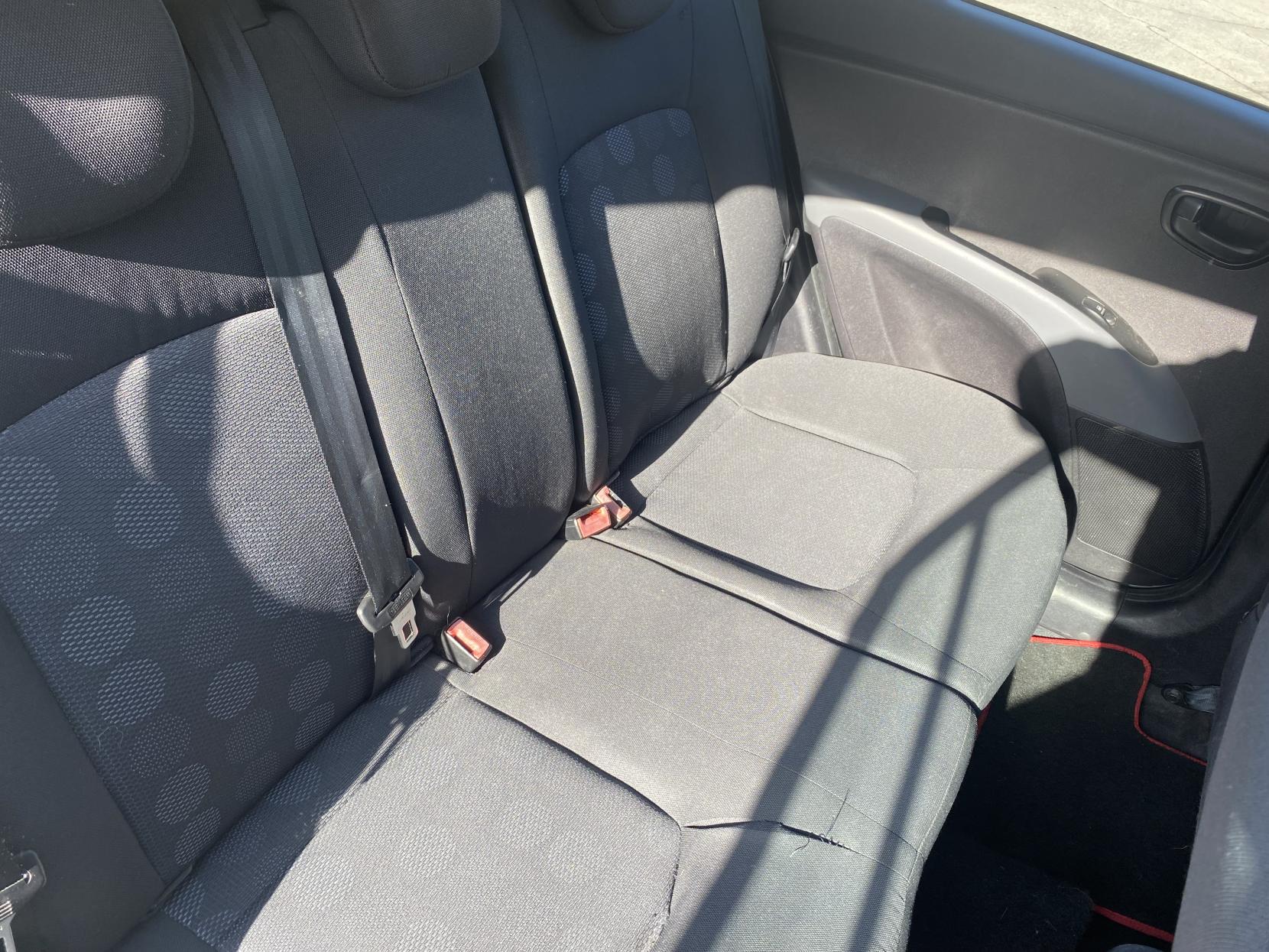 Hyundai i10 1.2 Comfort Hatchback 5dr Petrol Manual Euro 4 (77 bhp)