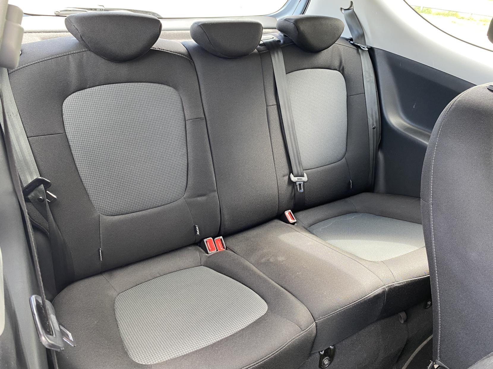 Hyundai i20 1.2 Active Hatchback 3dr Petrol Manual Euro 5 (85 bhp)