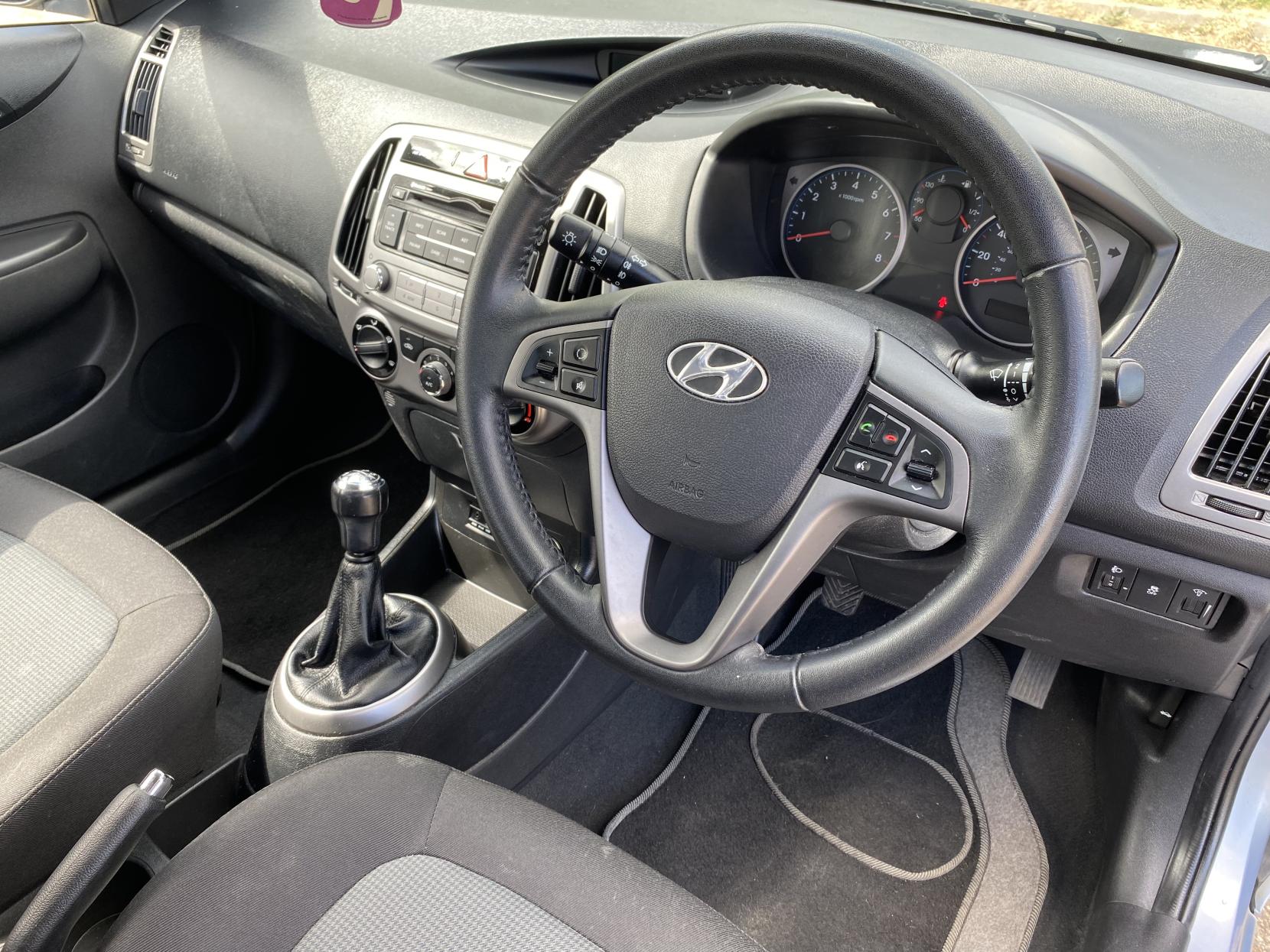 Hyundai i20 1.2 Active Hatchback 3dr Petrol Manual Euro 5 (85 bhp)