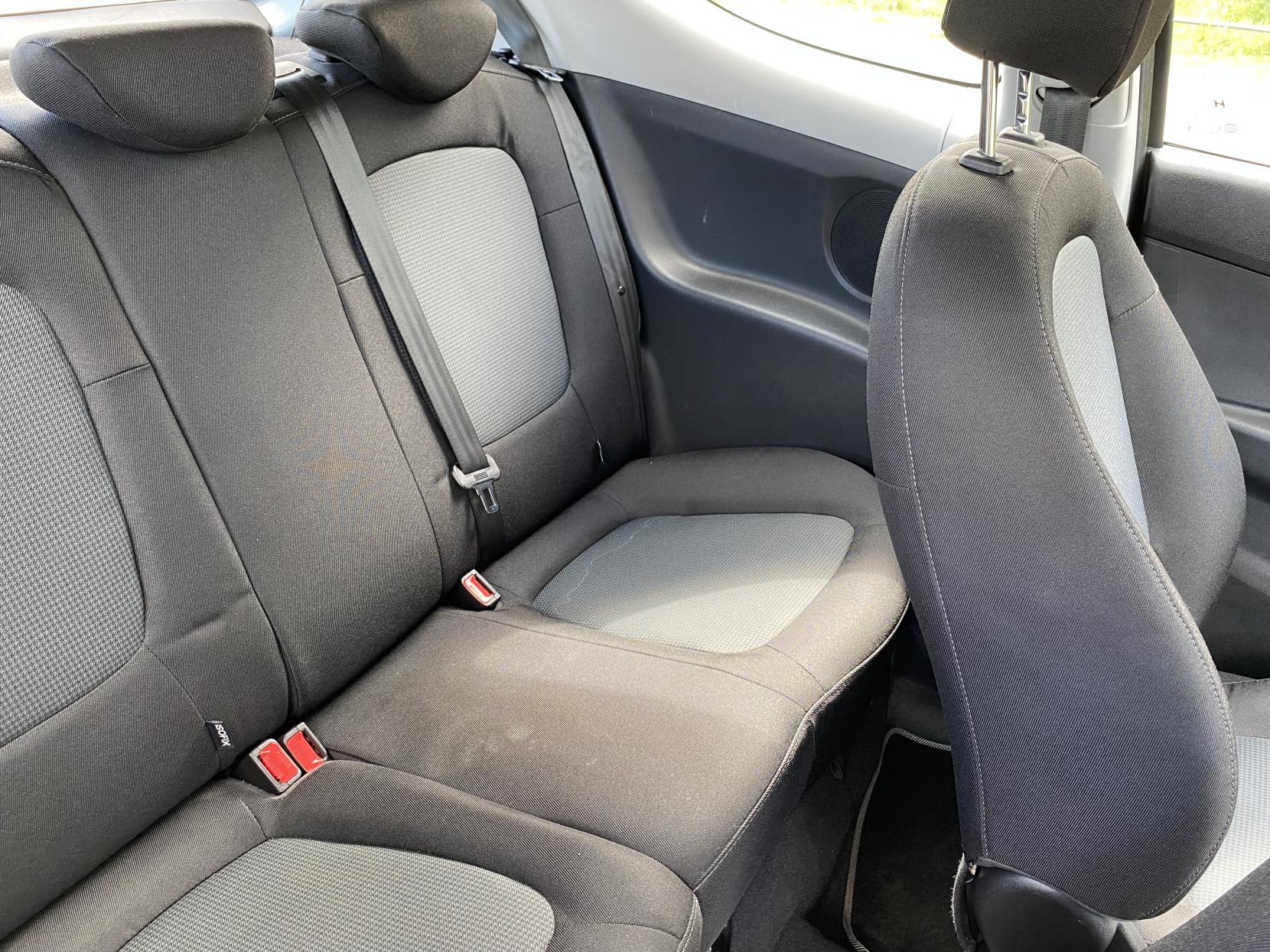 Hyundai i20 1.2 Active Hatchback 3dr Petrol Manual Euro 5 (85 bhp)