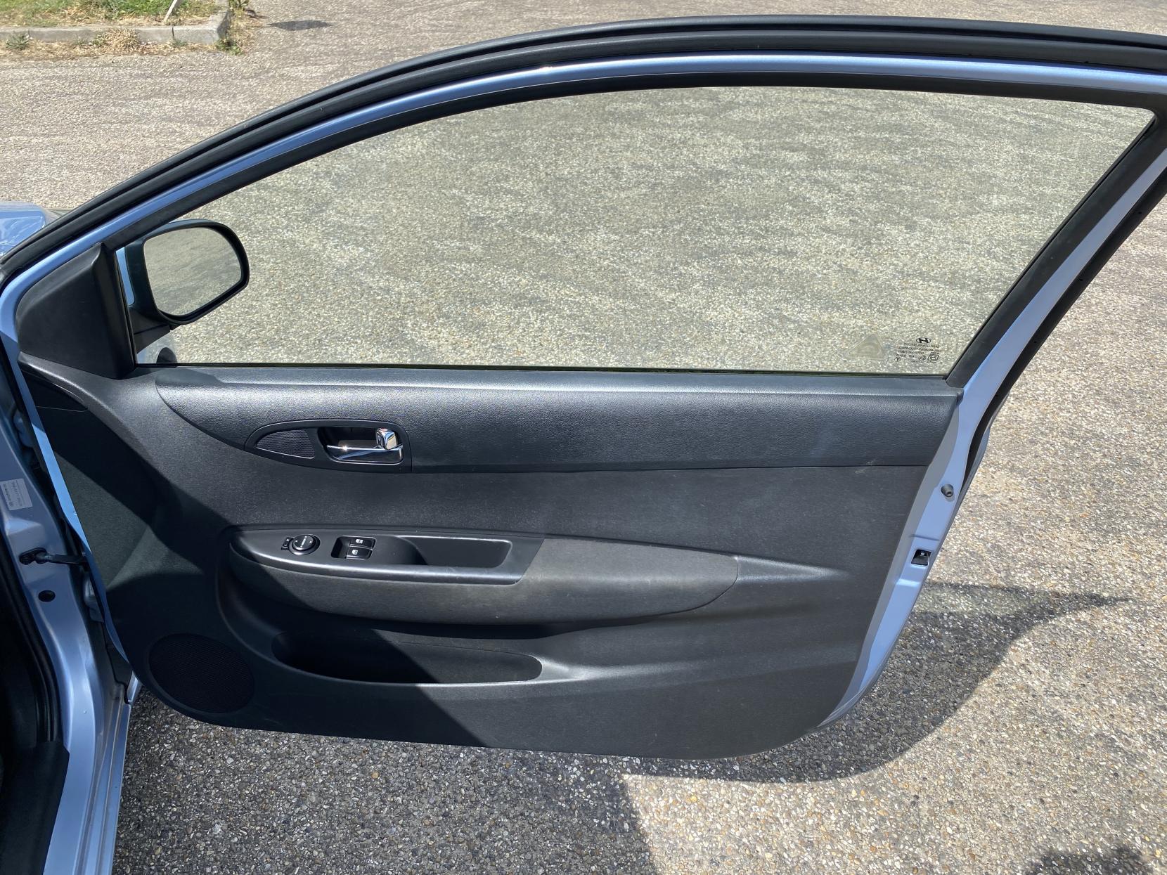 Hyundai i20 1.2 Active Hatchback 3dr Petrol Manual Euro 5 (85 bhp)