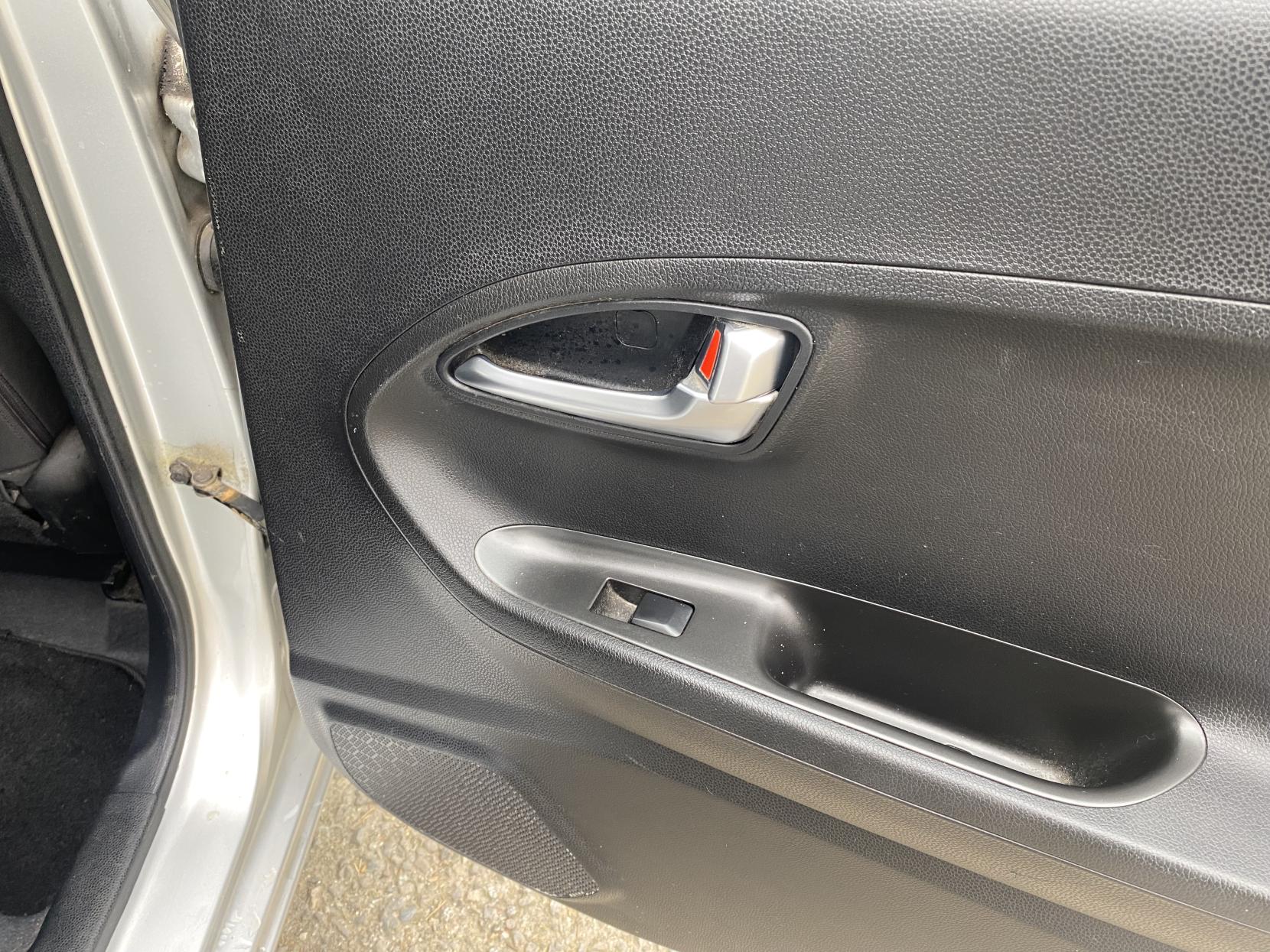 Kia Picanto 1.25 EcoDynamics 2 Hatchback 5dr Petrol Manual Euro 5 (s/s) (84 bhp)