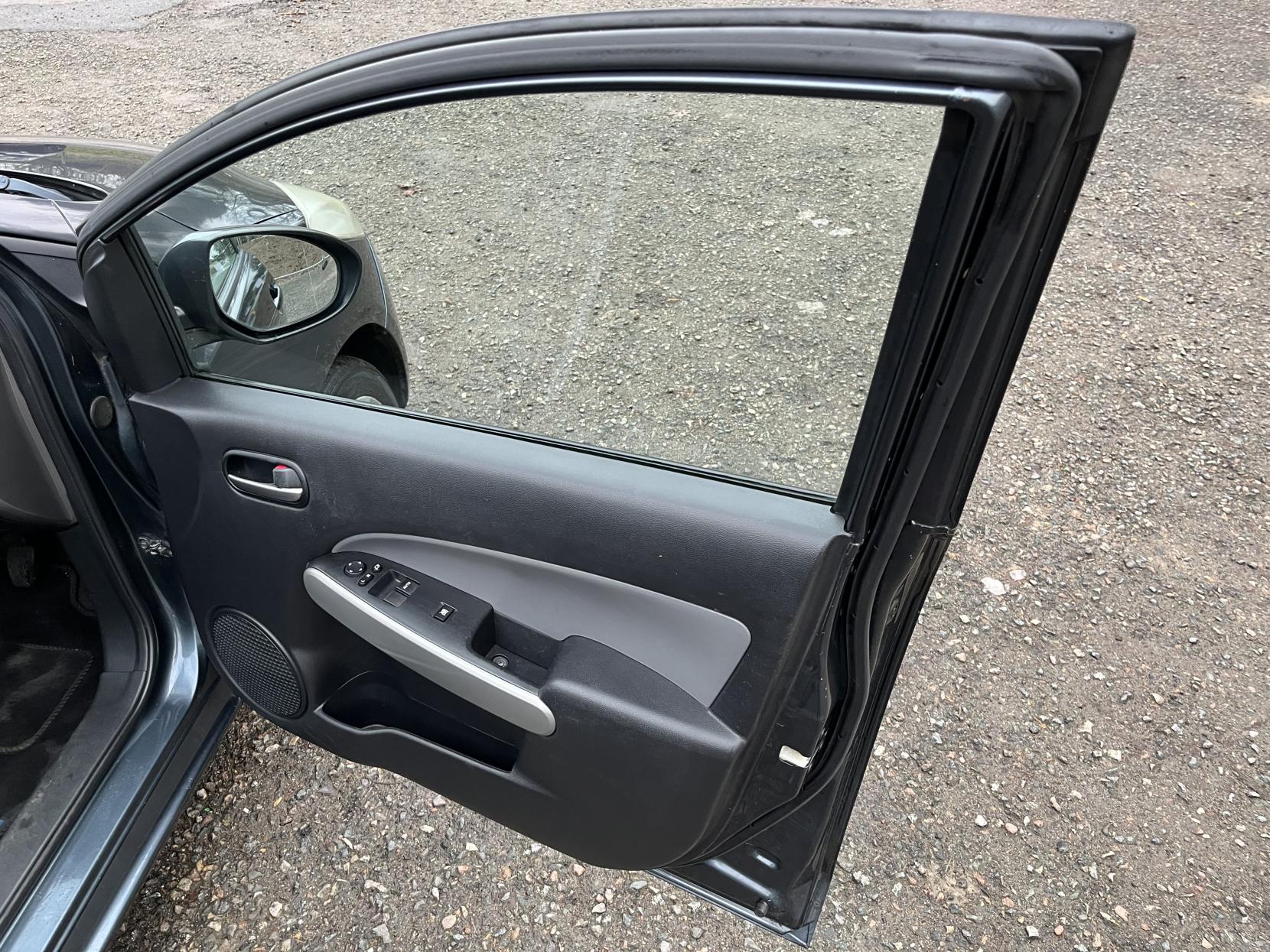 Mazda Mazda2 1.3 TS2 Hatchback 5dr Petrol Manual Euro 4 (86 ps)