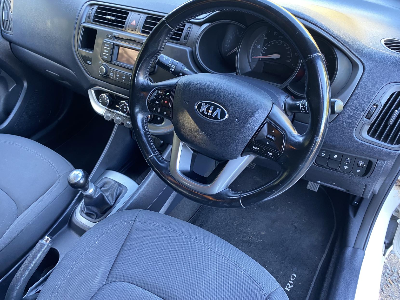 Kia Rio 1.25 VR7 Hatchback 5dr Petrol Manual Euro 5 (84 bhp)