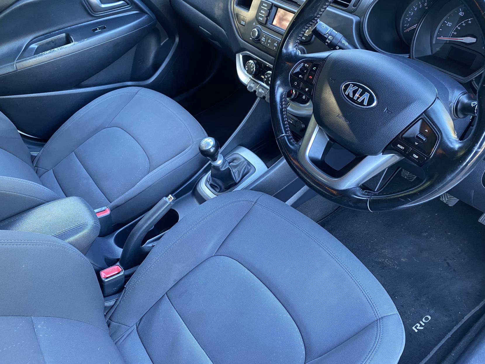 Kia Rio 1.25 VR7 Hatchback 5dr Petrol Manual Euro 5 (84 bhp)
