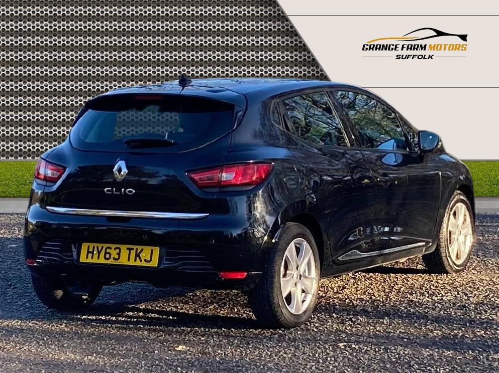 Renault Clio 1.2 16V Dynamique MediaNav Hatchback 5dr Petrol Manual Euro 5 (75 ps)