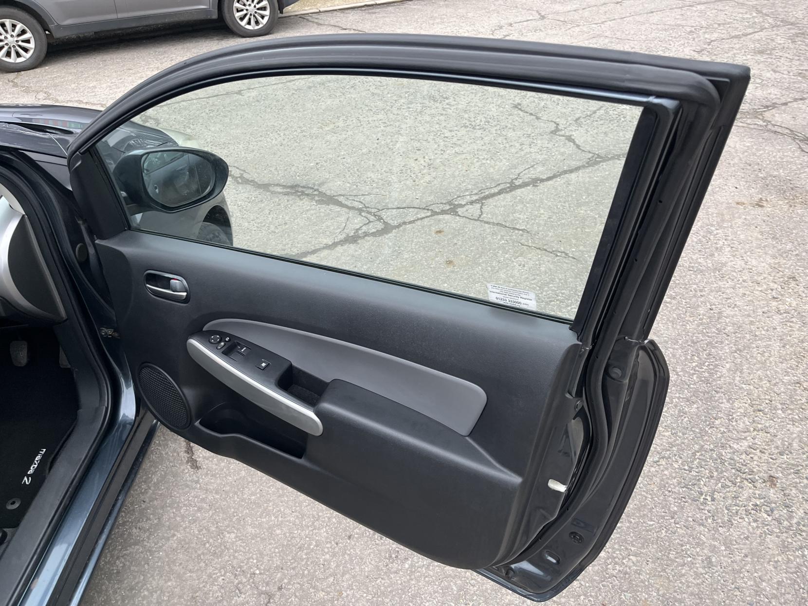 Mazda Mazda2 1.3 TS2 Hatchback 3dr Petrol Manual Euro 4 (86 ps)