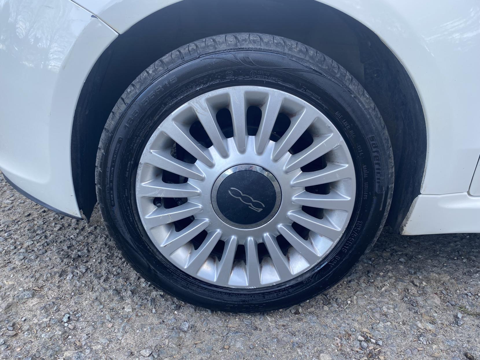 Fiat 500 1.2 Lounge Hatchback 3dr Petrol Manual Euro 5 (s/s) (69 bhp)