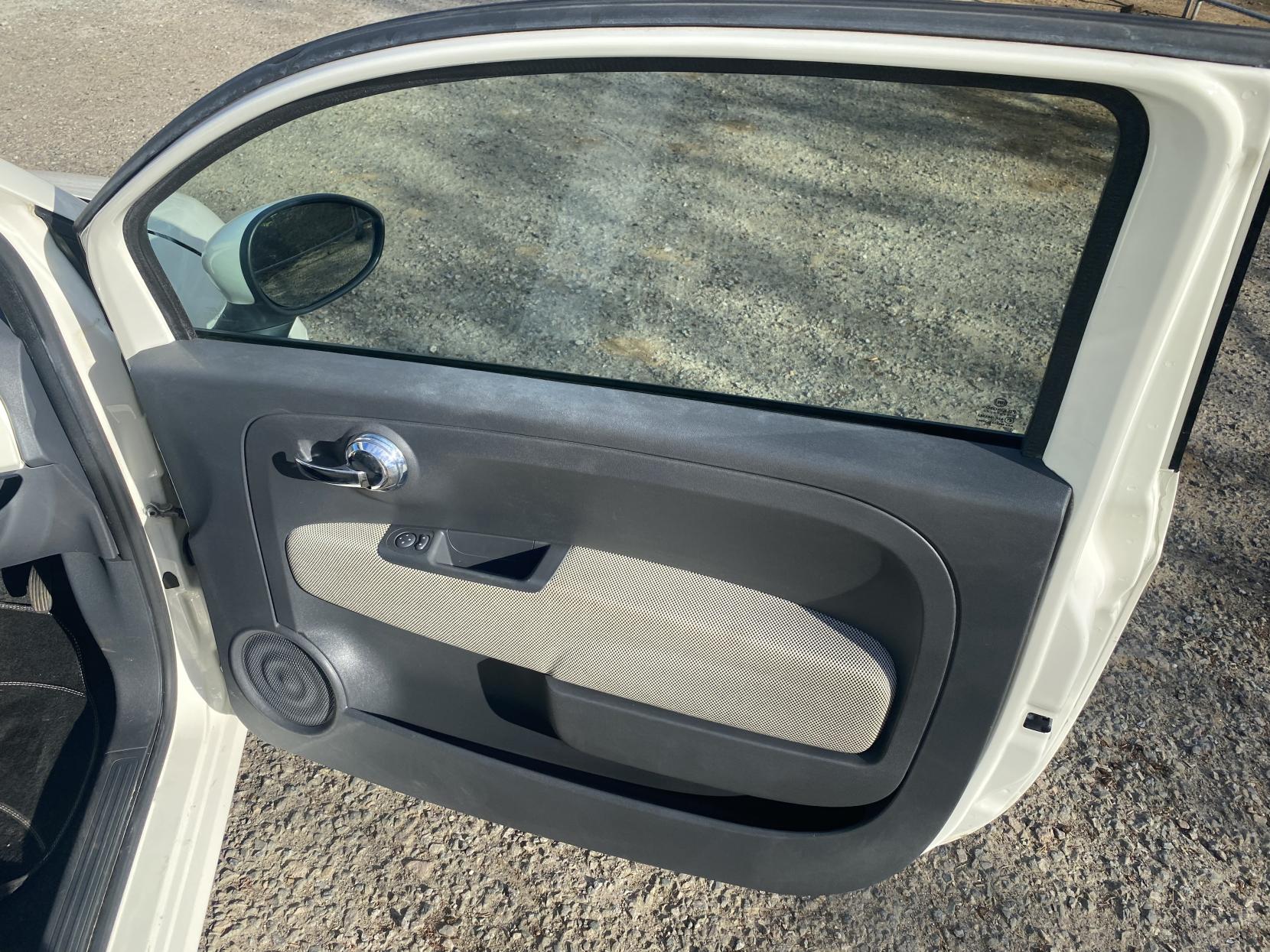 Fiat 500 1.2 Lounge Hatchback 3dr Petrol Manual Euro 5 (s/s) (69 bhp)