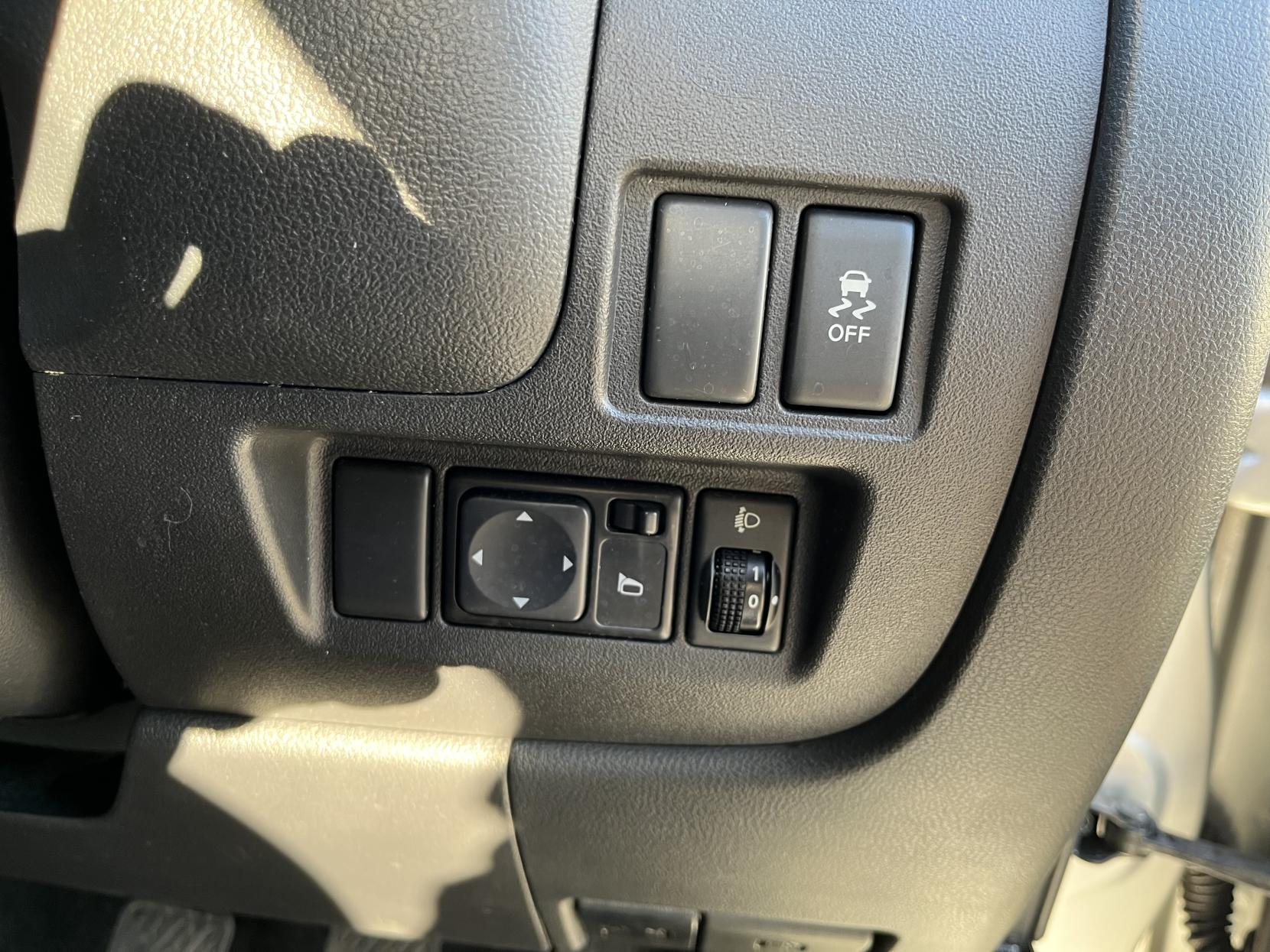 Nissan Micra 1.2 12V Acenta Hatchback 5dr Petrol Manual Euro 5 (80 ps)