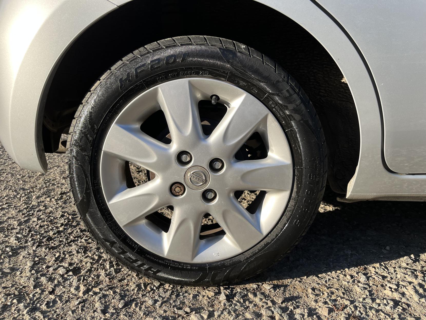 Nissan Micra 1.2 12V Acenta Hatchback 5dr Petrol Manual Euro 5 (80 ps)