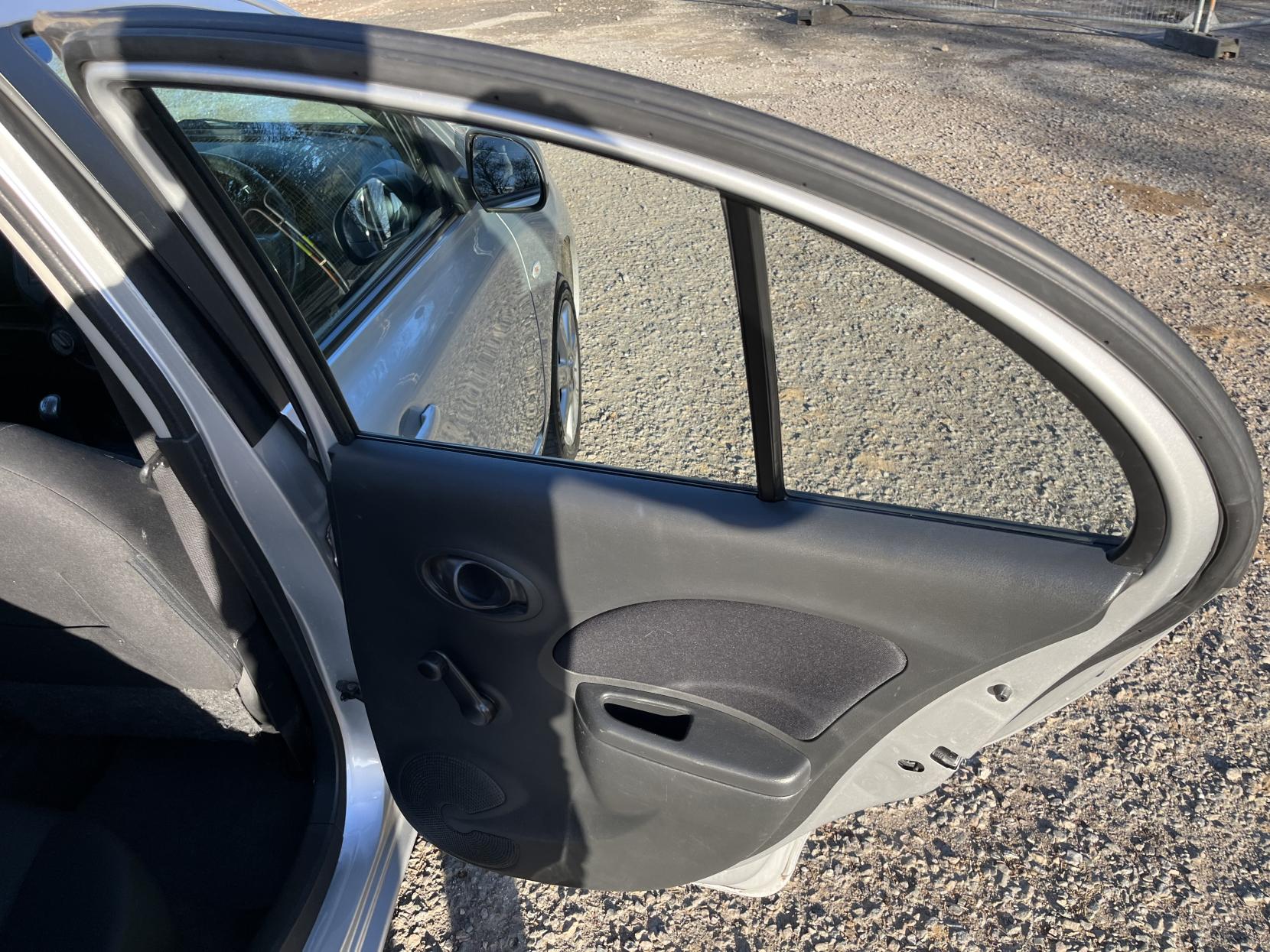 Nissan Micra 1.2 12V Acenta Hatchback 5dr Petrol Manual Euro 5 (80 ps)