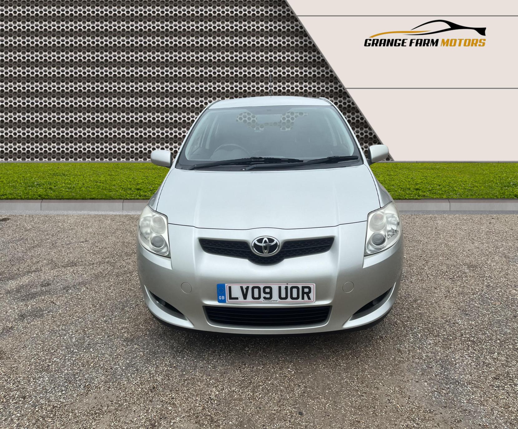 Toyota Auris 1.6 V-Matic TR Hatchback 5dr Petrol Manual (153 g/km, 124 bhp)