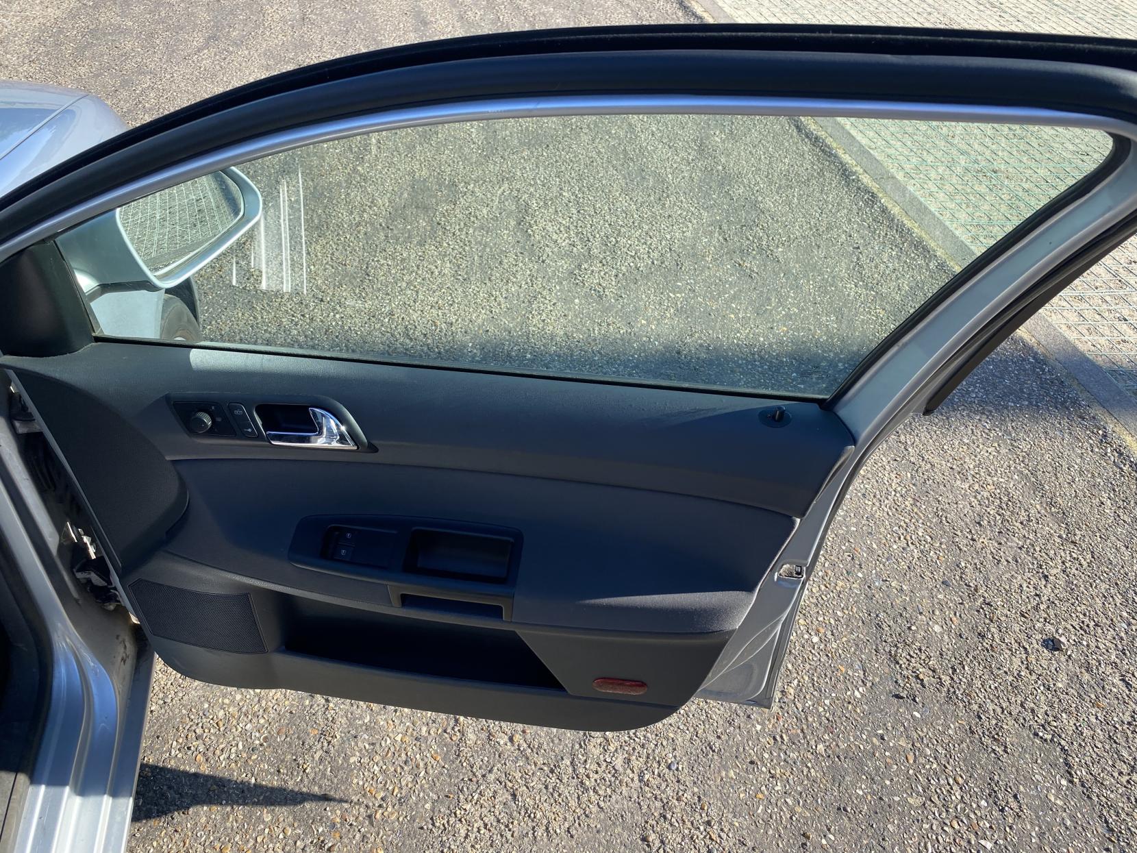 Volkswagen Polo 1.4 Match Hatchback 5dr Petrol Manual (150 g/km, 79 bhp)