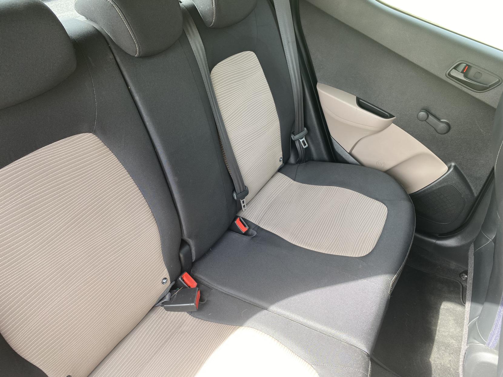 Hyundai i10 1.0 S Air Hatchback 5dr Petrol Manual Euro 5 (66 ps)