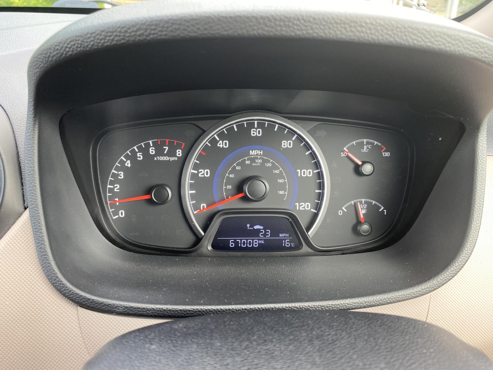 Hyundai i10 1.0 S Air Hatchback 5dr Petrol Manual Euro 5 (66 ps)