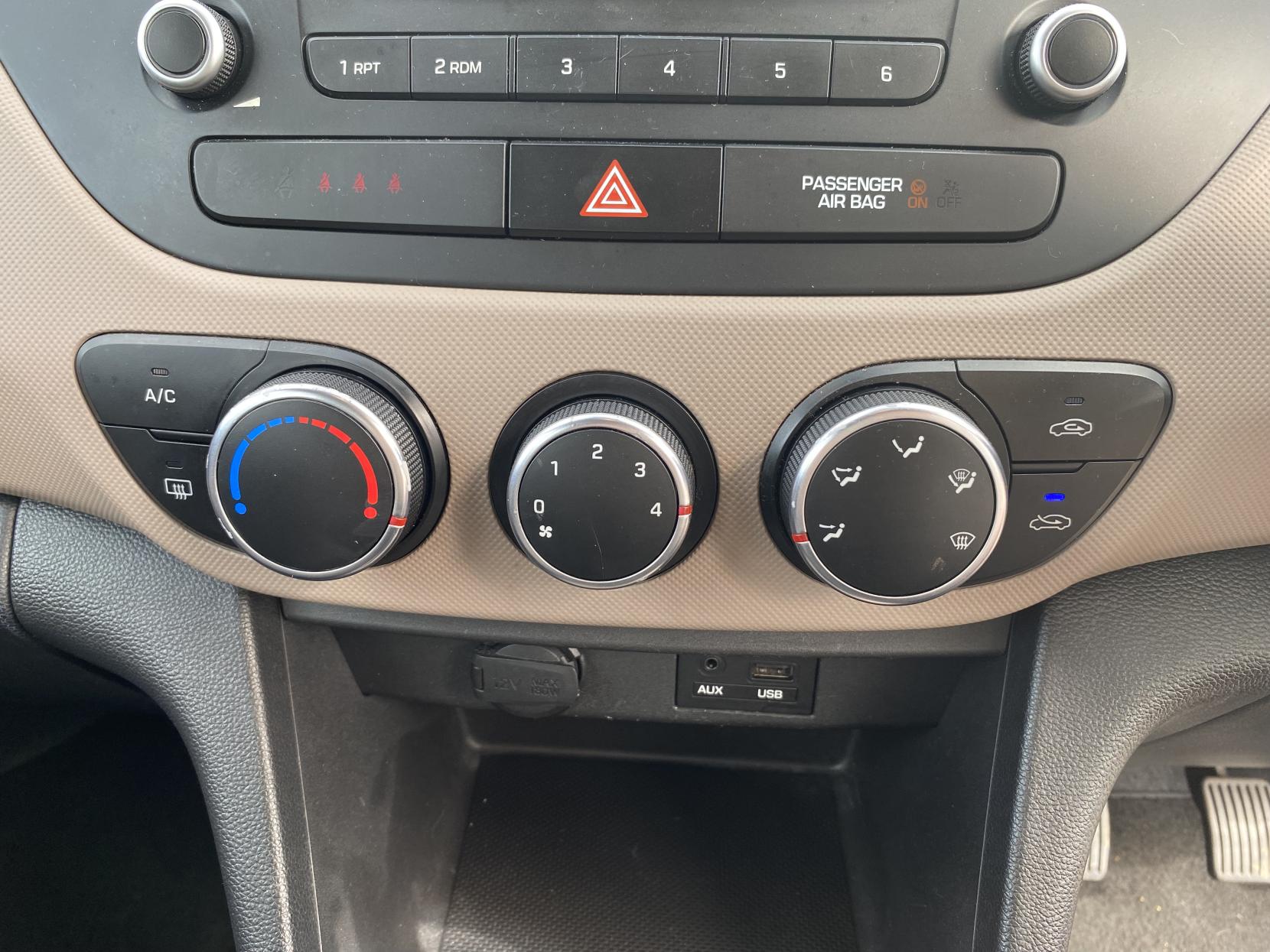 Hyundai i10 1.0 S Air Hatchback 5dr Petrol Manual Euro 5 (66 ps)