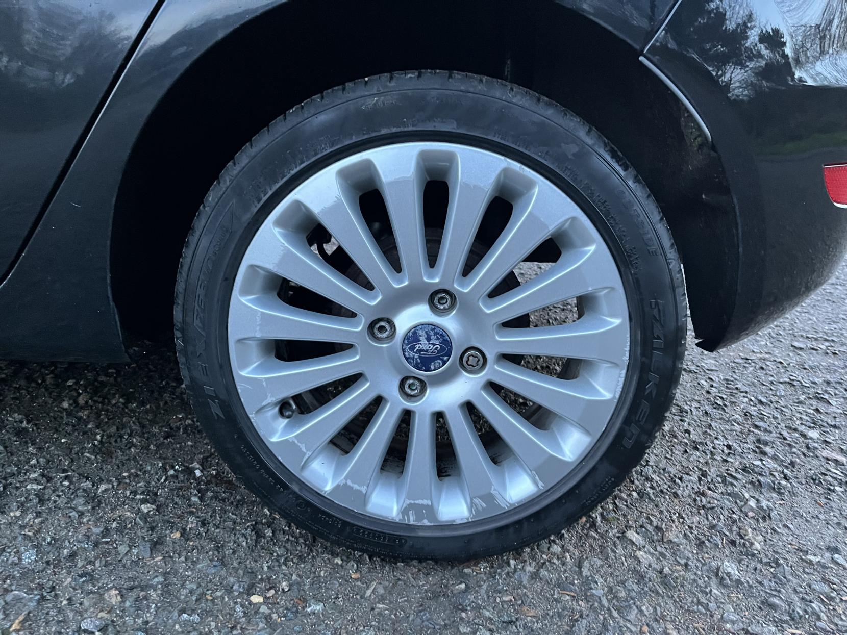 Ford Fiesta 1.4 Titanium Hatchback 5dr Petrol Manual (133 g/km, 94 bhp)