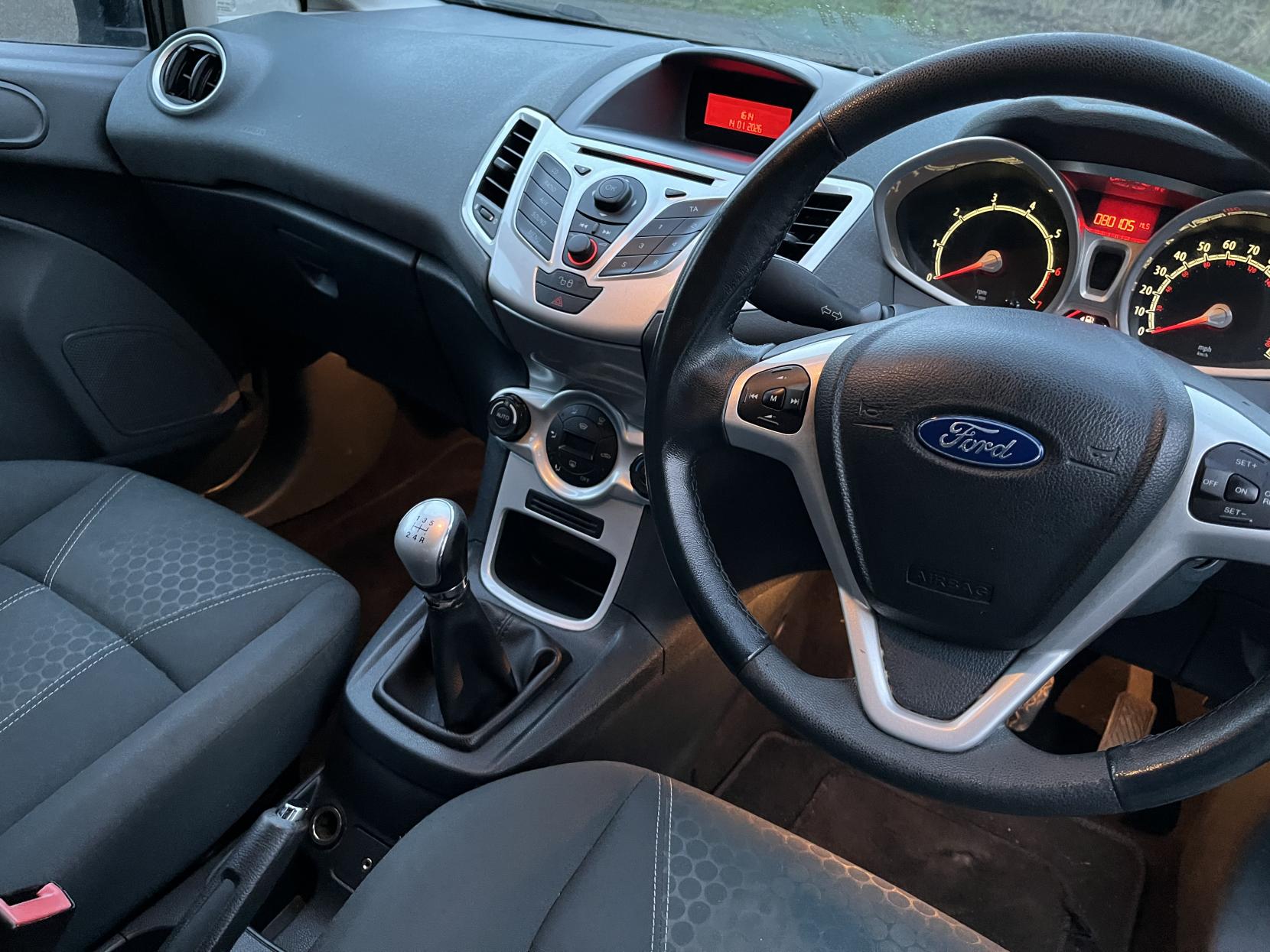 Ford Fiesta 1.4 Titanium Hatchback 5dr Petrol Manual (133 g/km, 94 bhp)