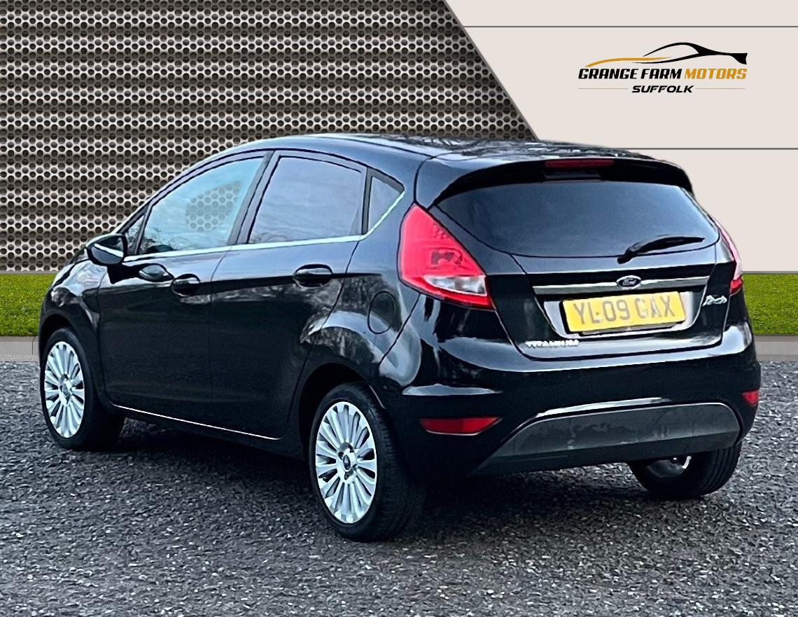 Ford Fiesta 1.4 Titanium Hatchback 5dr Petrol Manual (133 g/km, 94 bhp)