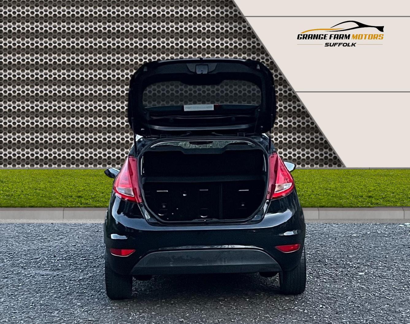 Ford Fiesta 1.4 Titanium Hatchback 5dr Petrol Manual (133 g/km, 94 bhp)