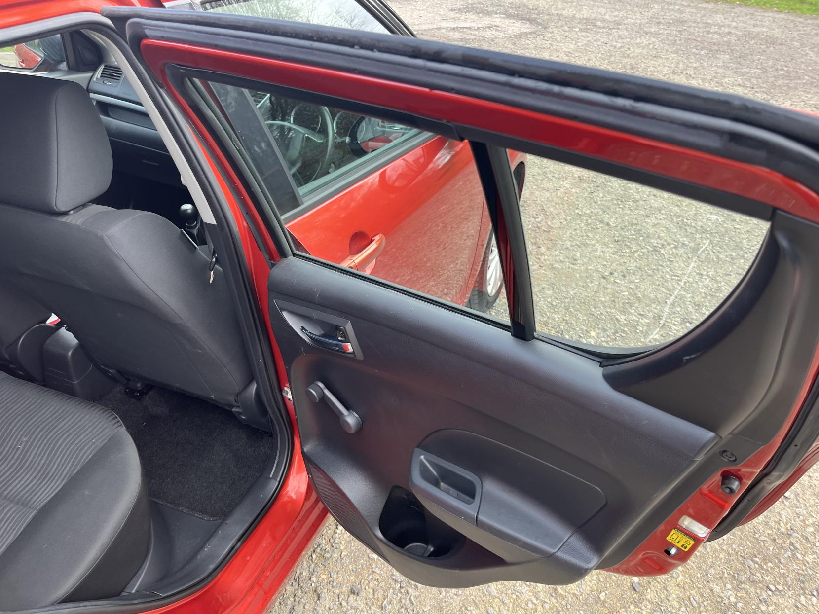 Suzuki Swift 1.2 SZ3 Hatchback 5dr Petrol Manual Euro 5 (94 ps)