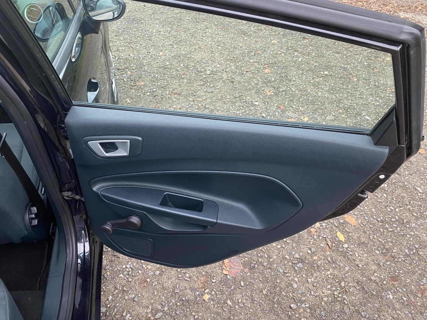 Ford Fiesta 1.25 Edge Hatchback 5dr Petrol Manual (129 g/km, 81 bhp)