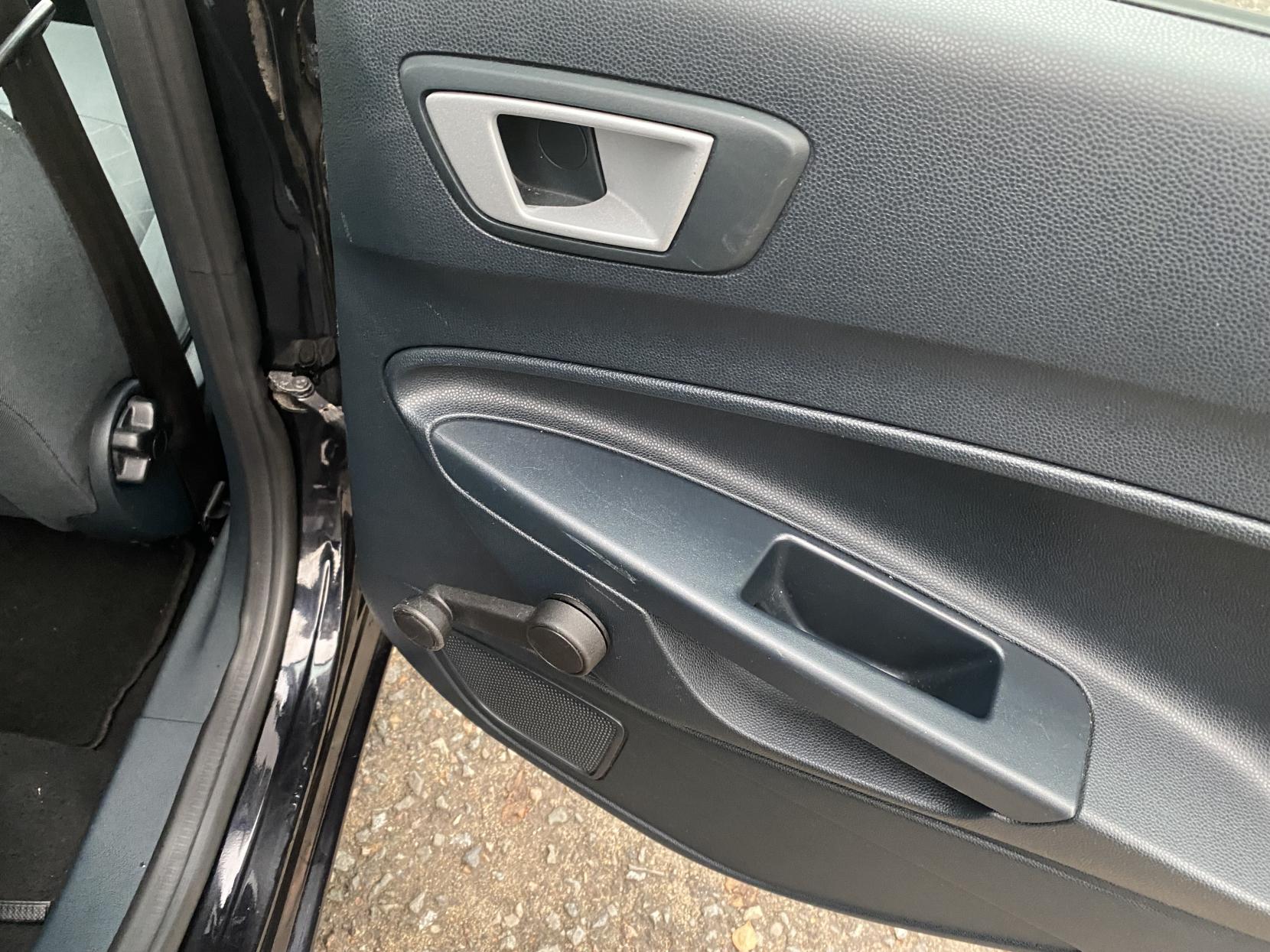 Ford Fiesta 1.25 Edge Hatchback 5dr Petrol Manual (129 g/km, 81 bhp)