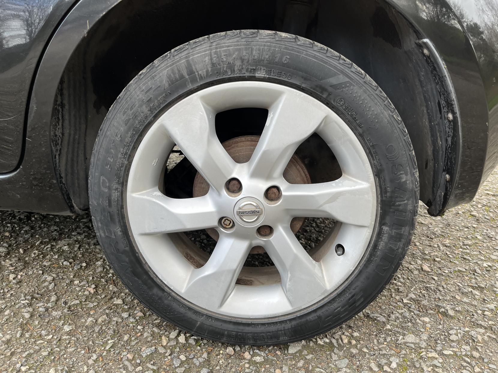 Nissan Note 1.4 16V n-tec Hatchback 5dr Petrol Manual Euro 4 (88 ps)