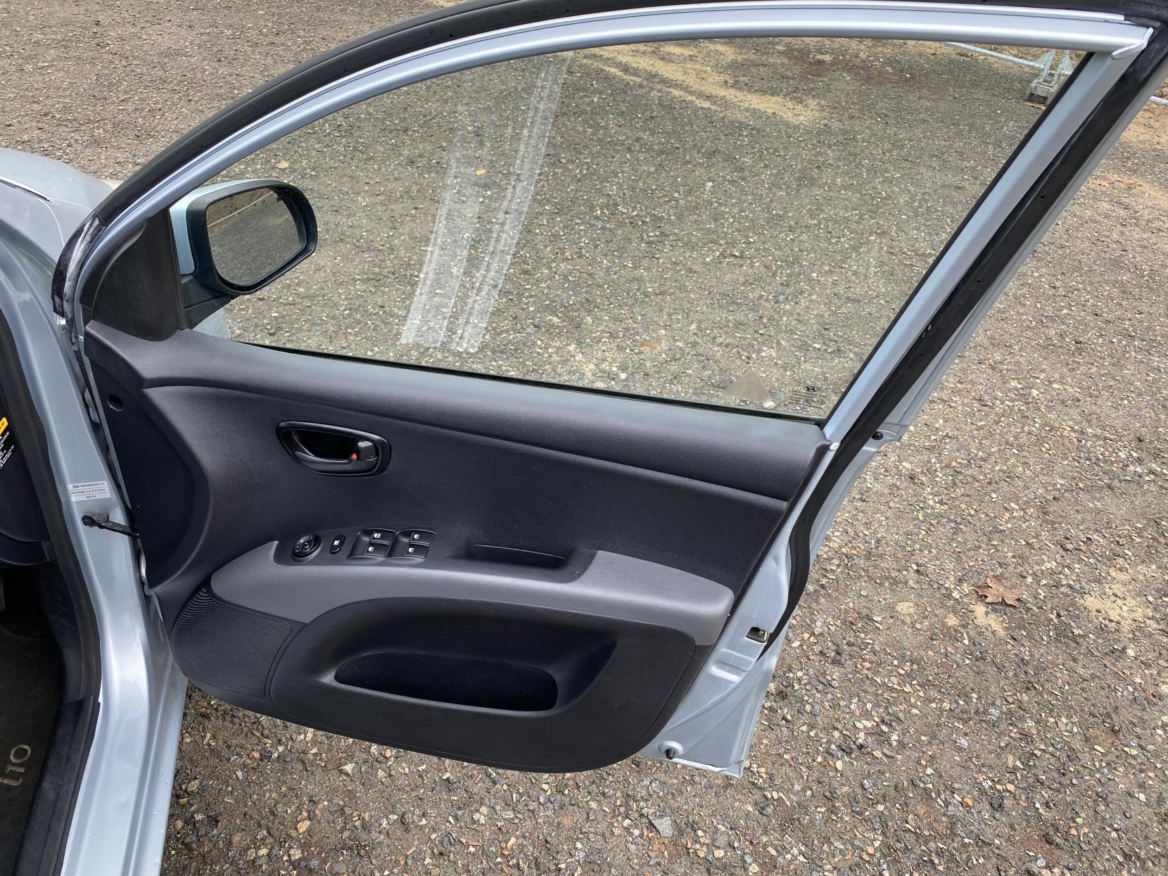 Hyundai i10 1.2 Active Hatchback 5dr Petrol Manual Euro 5 (85 bhp)