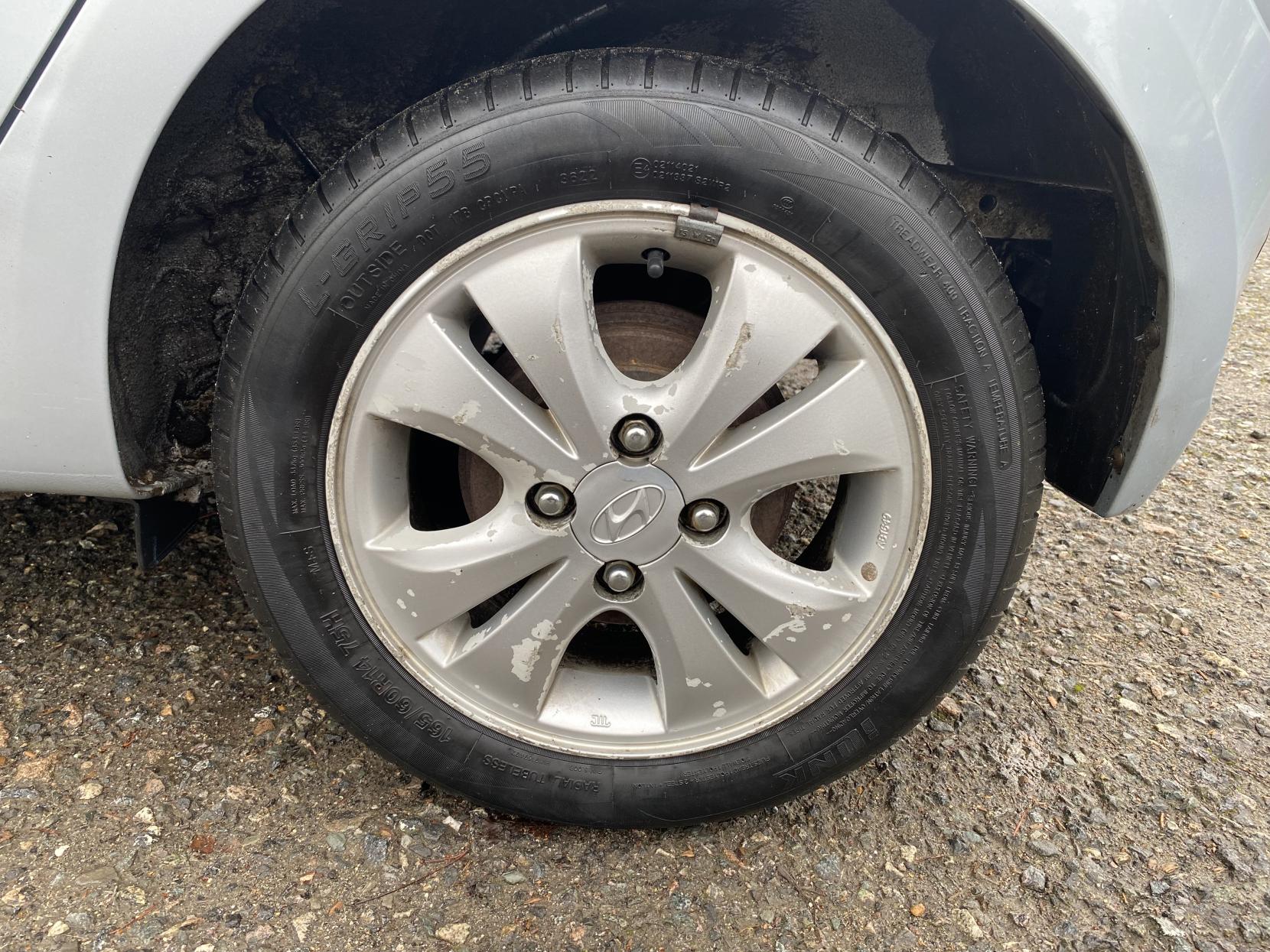 Hyundai i10 1.2 Active Hatchback 5dr Petrol Manual Euro 5 (85 bhp)