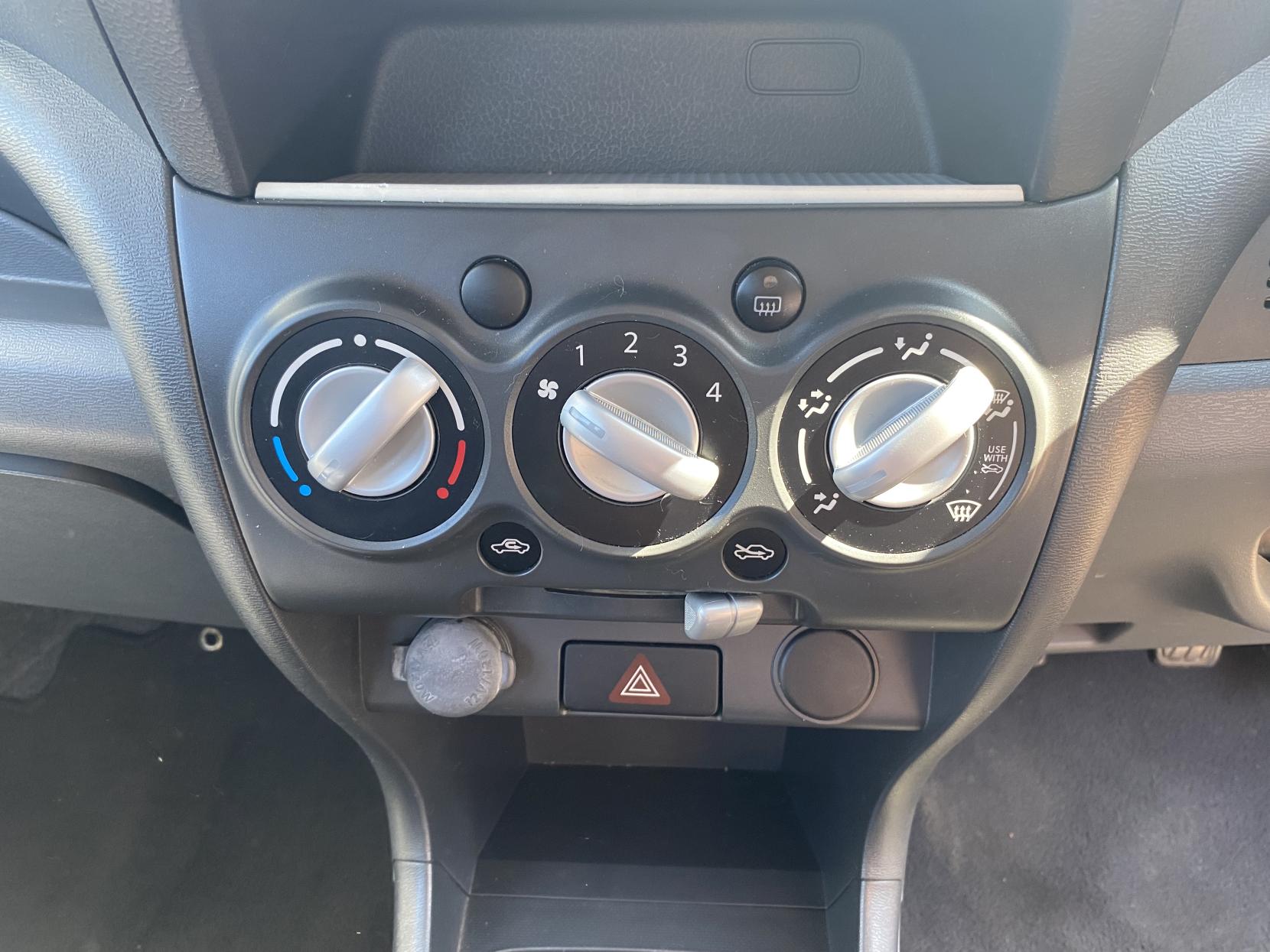 Suzuki Alto 1.0 12V SZ Hatchback 5dr Petrol Manual Euro 5 (68 ps)
