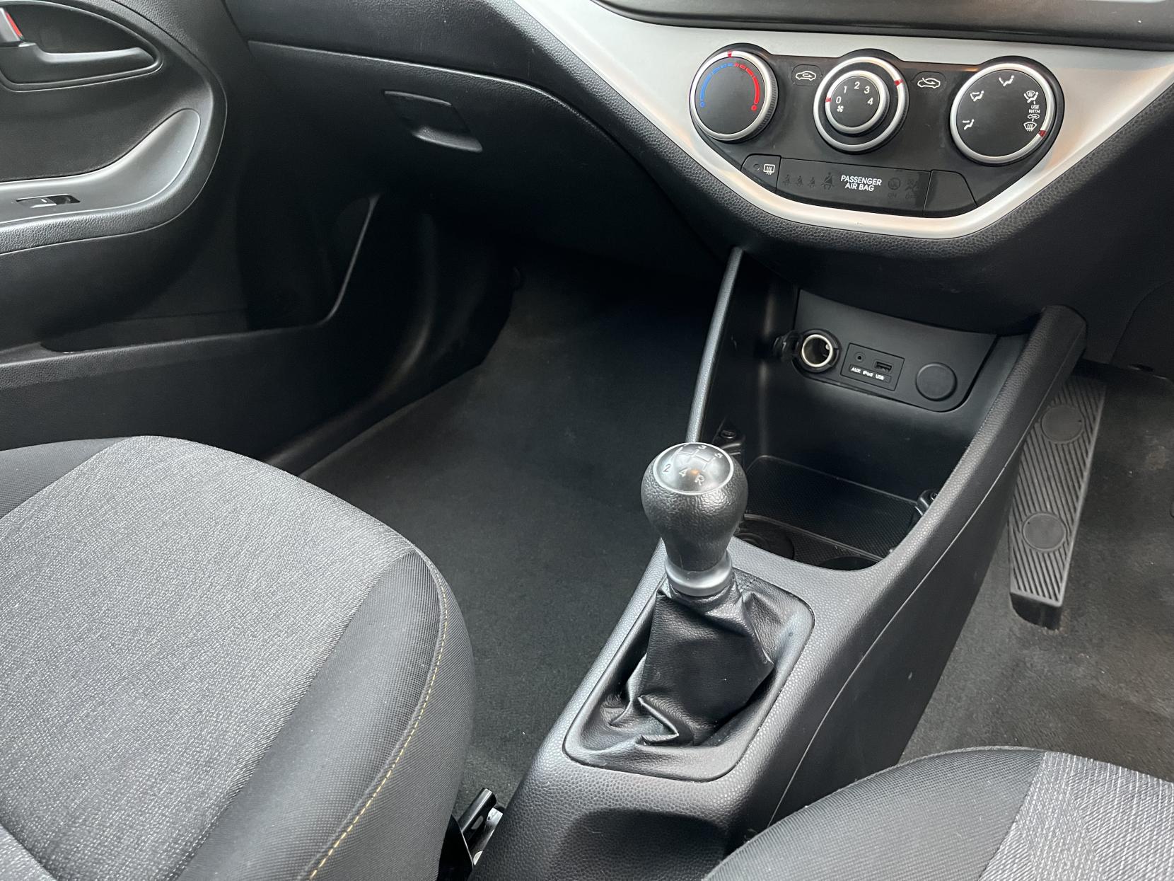 Kia Picanto 1.0 1 Hatchback 5dr Petrol Manual Euro 5 (68 bhp)