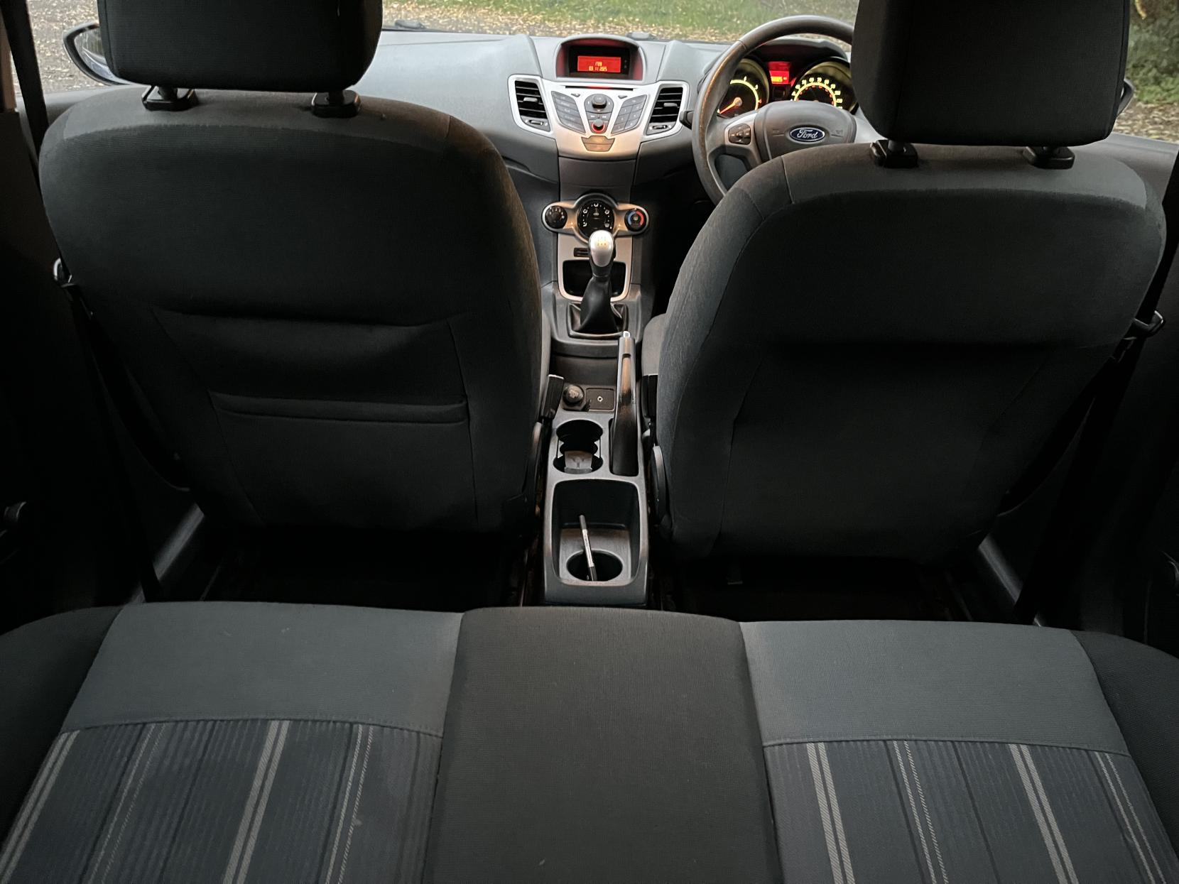 Ford Fiesta 1.25 Style Hatchback 5dr Petrol Manual (128 g/km, 59 bhp)