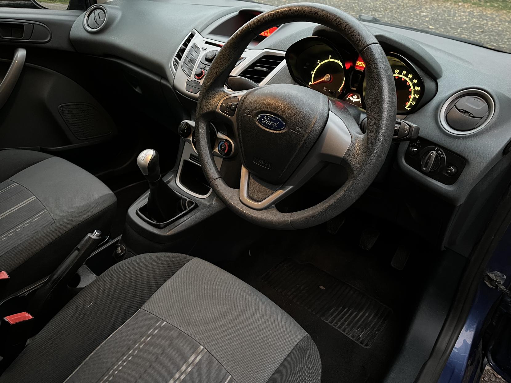 Ford Fiesta 1.25 Style Hatchback 5dr Petrol Manual (128 g/km, 59 bhp)