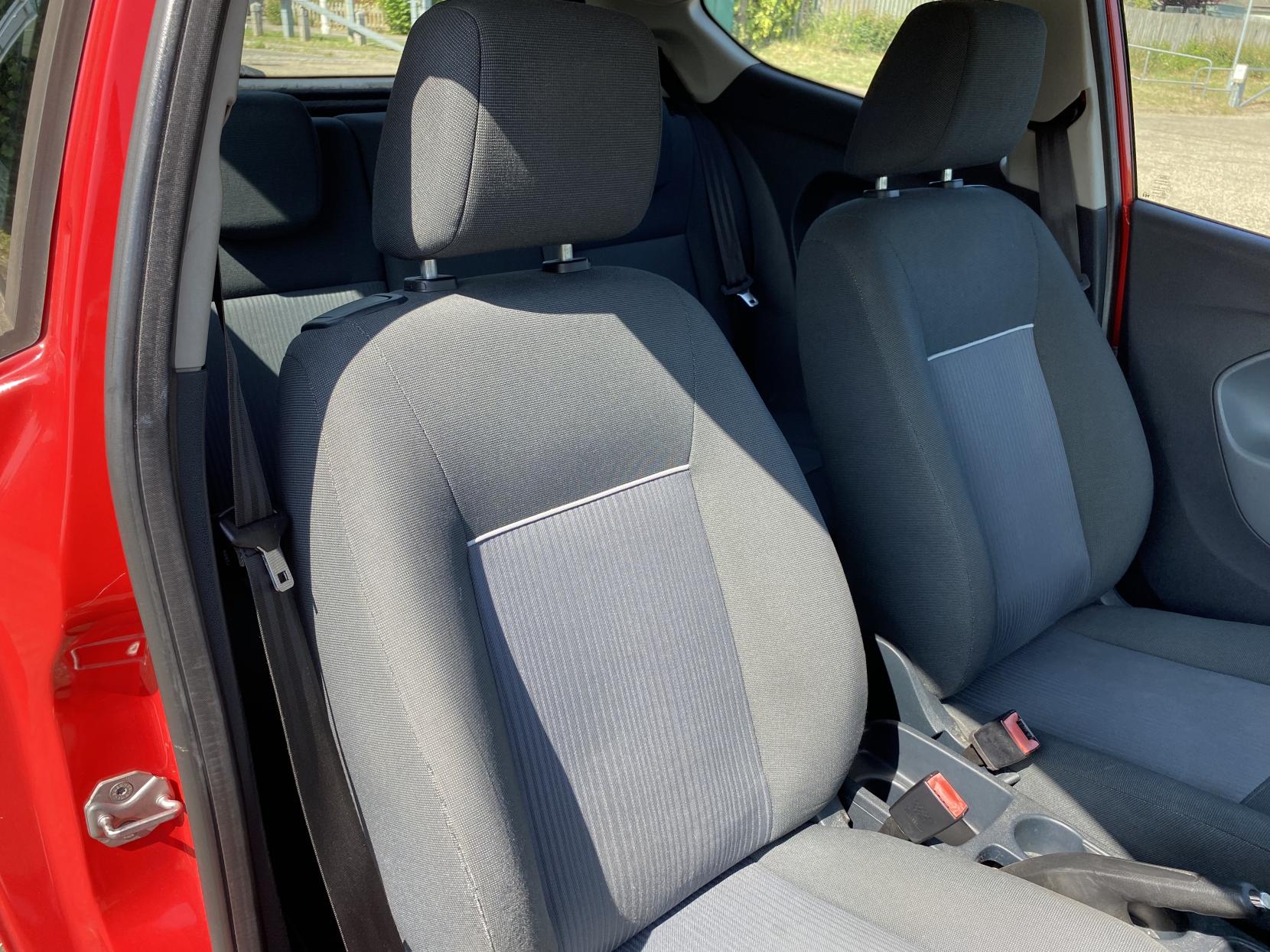Ford Fiesta 1.25 Edge Hatchback 3dr Petrol Manual (127 g/km, 59 bhp)