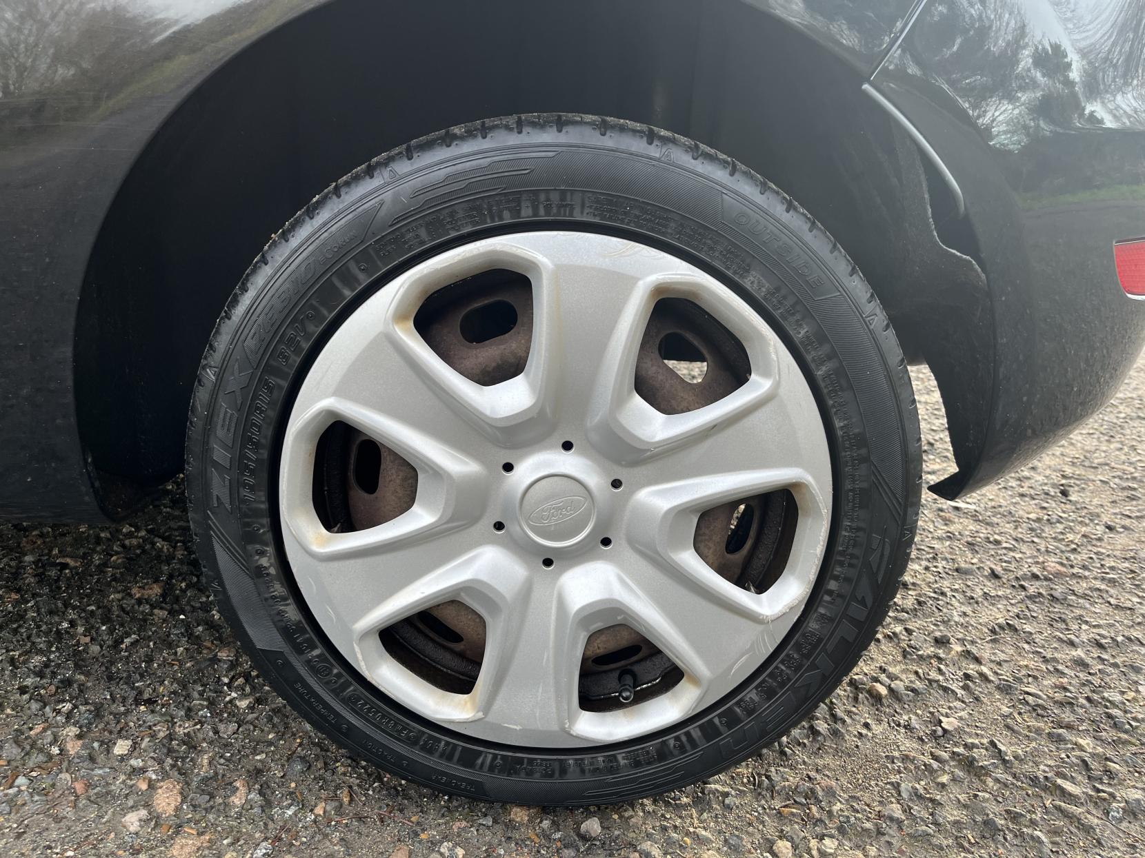 Ford Fiesta 1.25 Style Hatchback 3dr Petrol Manual (128 g/km, 59 bhp)