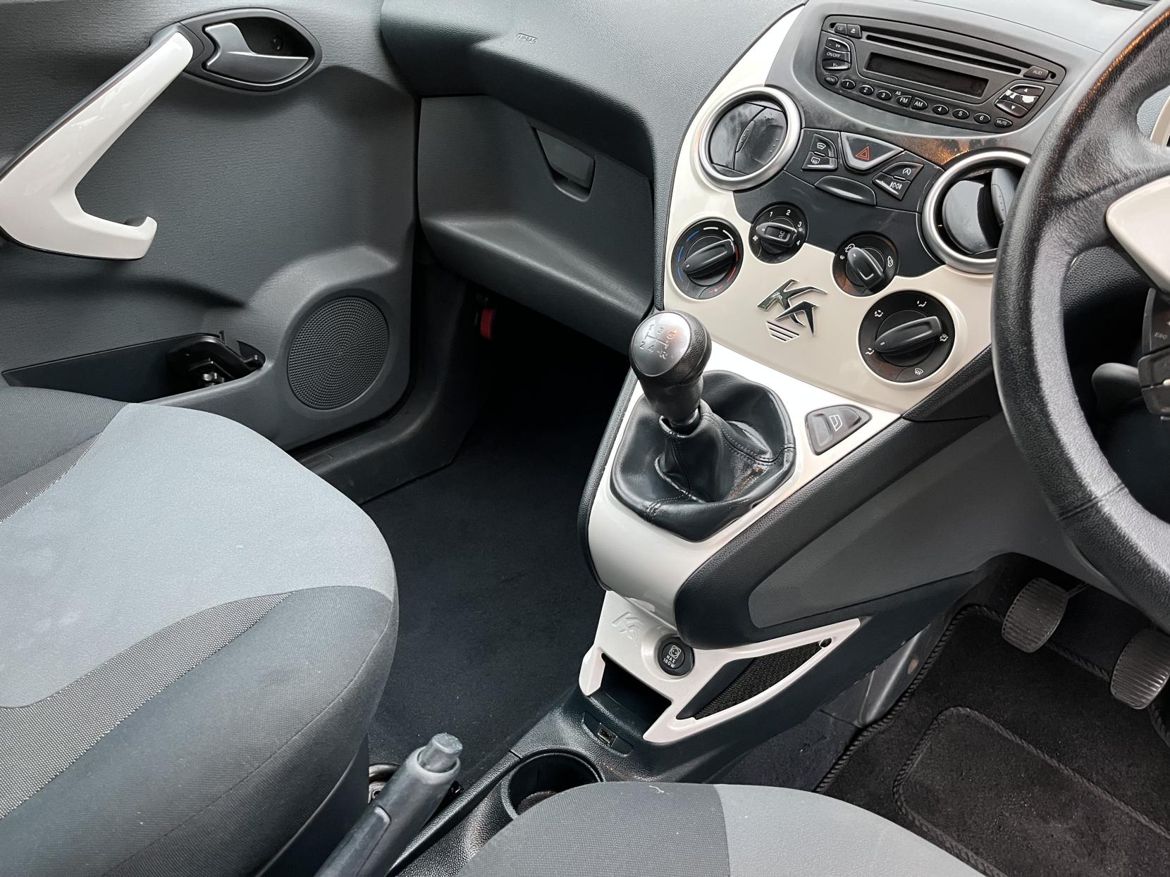 Ford Ka 1.2 Zetec Hatchback 3dr Petrol Manual Euro 6 (s/s) (69 ps)
