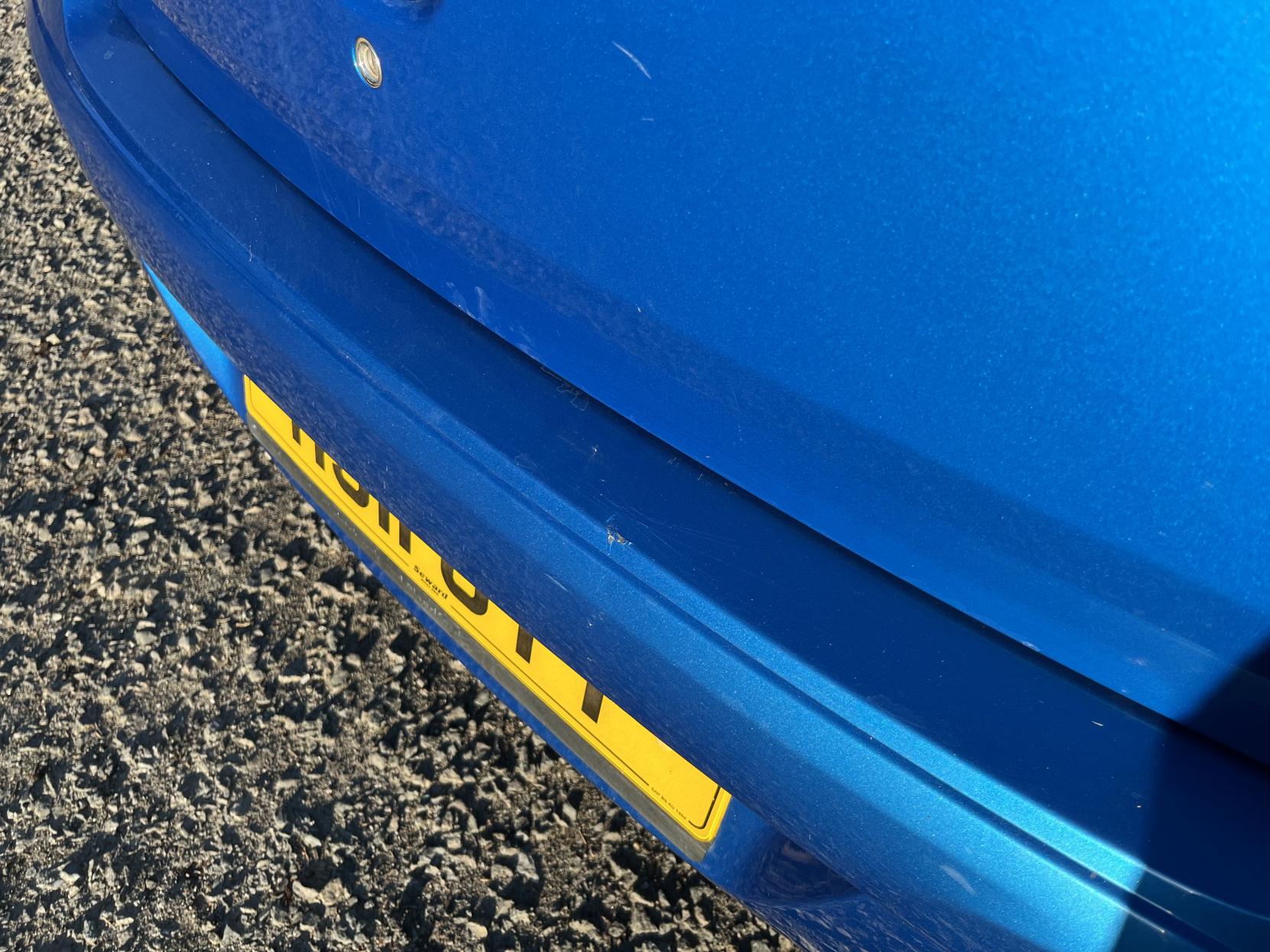 Hyundai i10 1.2 Active Hatchback 5dr Petrol Manual Euro 5 (85 bhp)