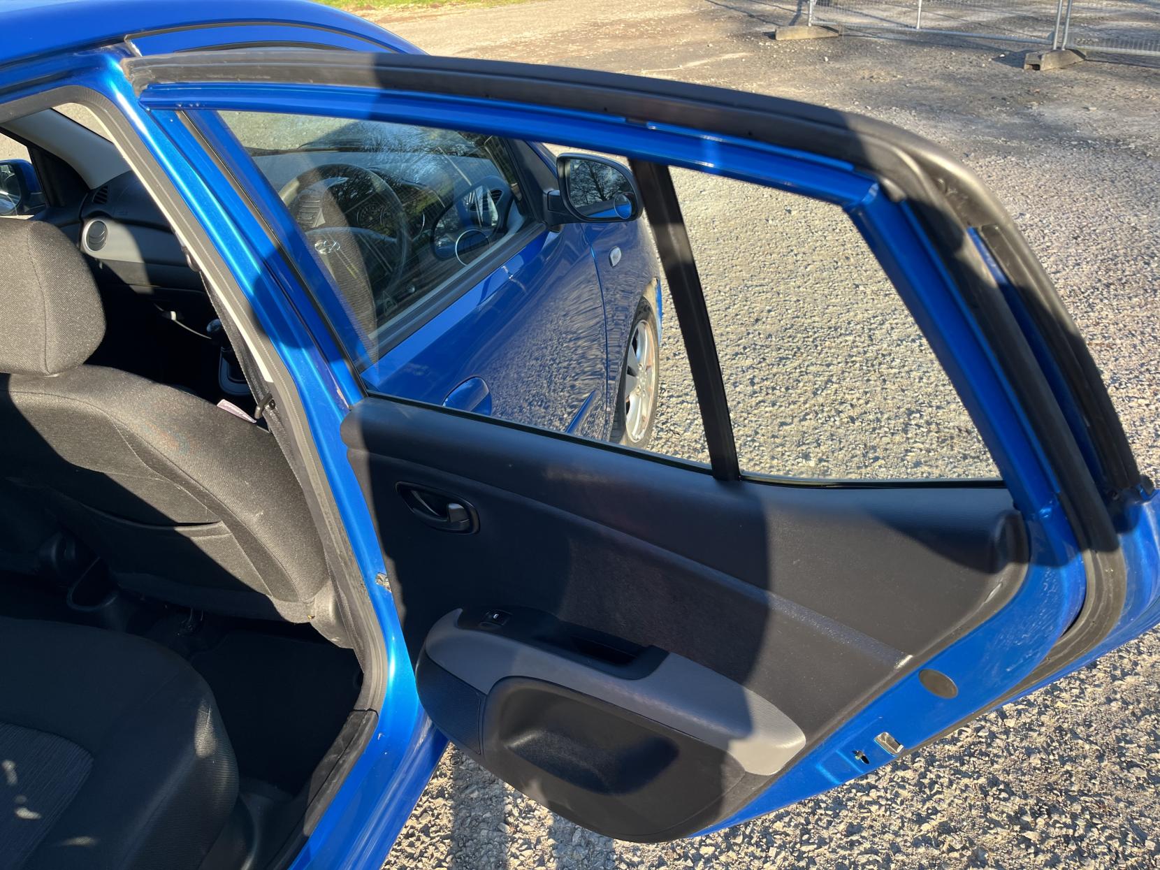 Hyundai i10 1.2 Active Hatchback 5dr Petrol Manual Euro 5 (85 bhp)