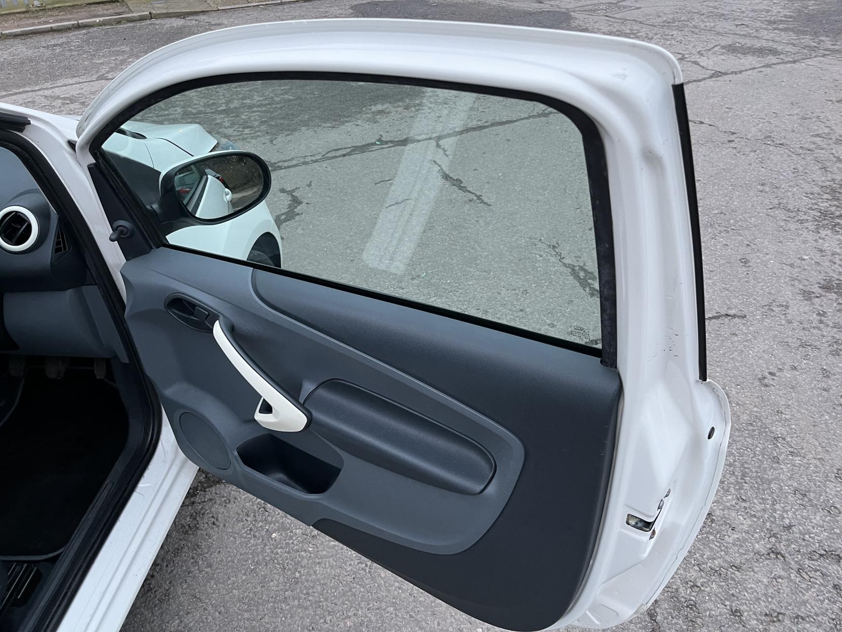 Ford Ka 1.2 Edge Hatchback 3dr Petrol Manual Euro 5 (s/s) (69 ps)