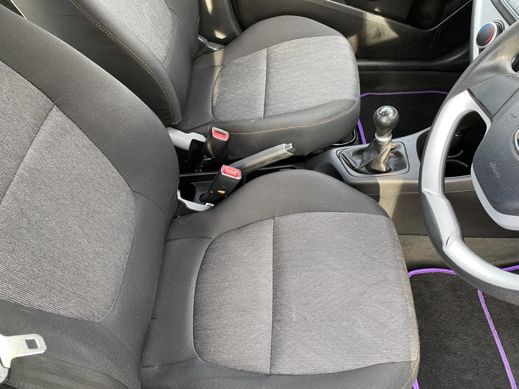 Kia Picanto 1.0 1 Hatchback 5dr Petrol Manual Euro 5 (68 bhp)