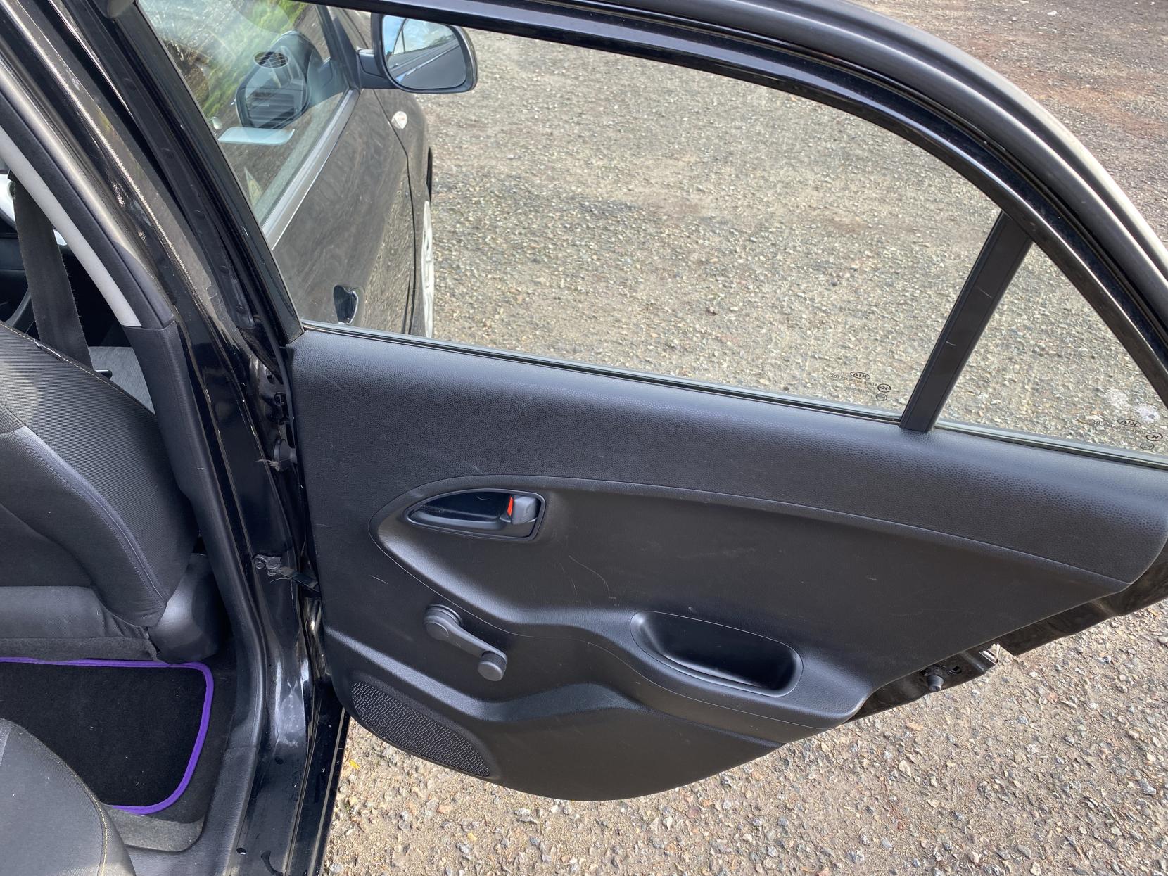 Kia Picanto 1.0 1 Hatchback 5dr Petrol Manual Euro 5 (68 bhp)