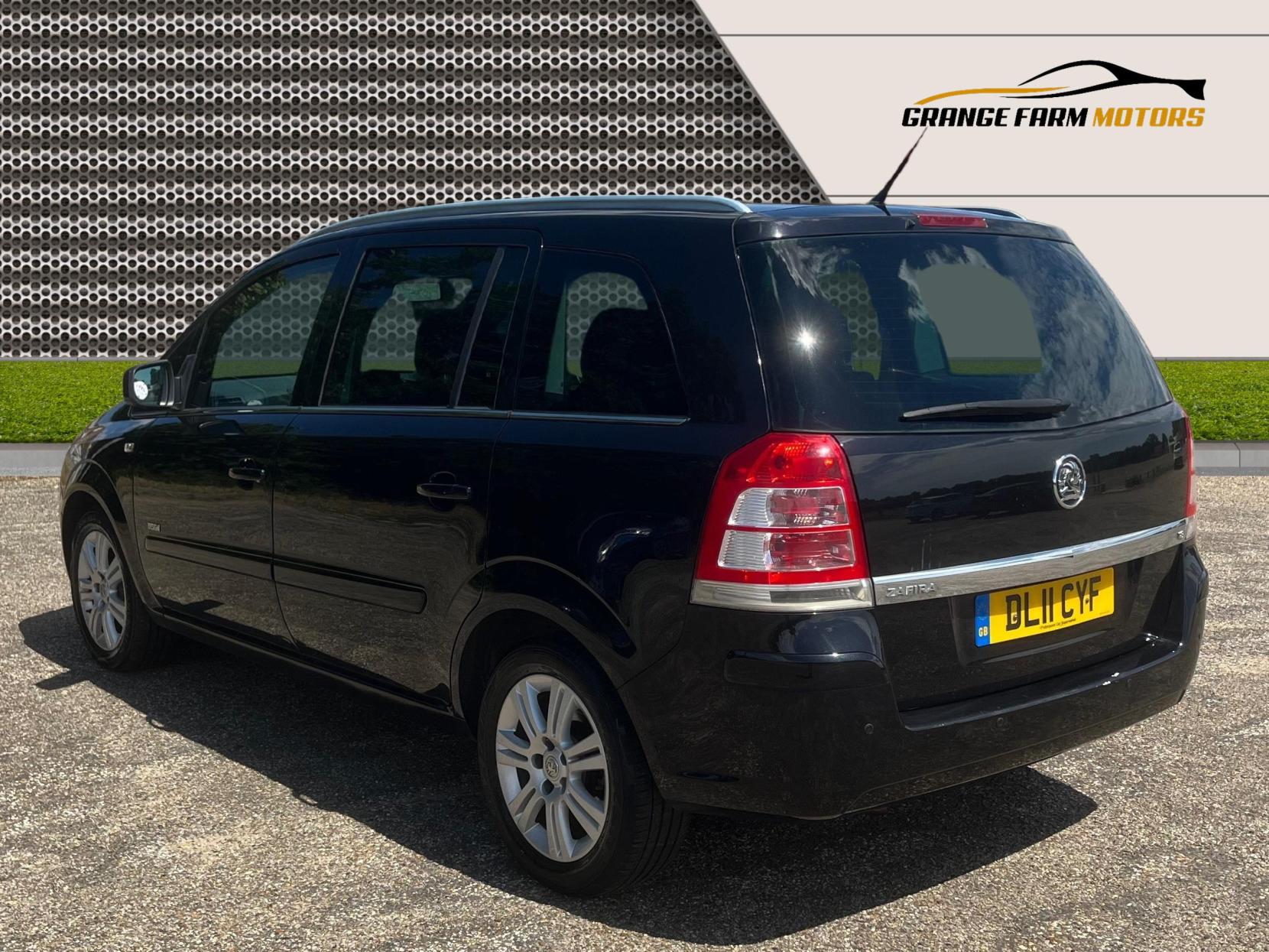 Vauxhall Zafira 1.8 16V Design MPV 5dr Petrol Manual Euro 5 (140 ps)