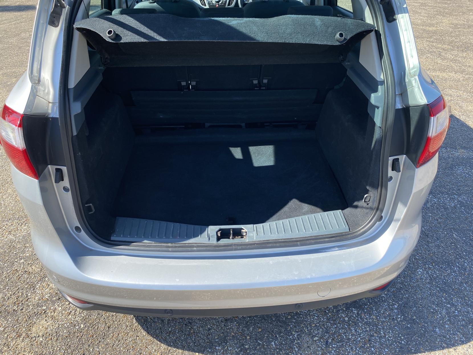 Ford C-Max 1.6 Titanium MPV 5dr Petrol Manual Euro 5 (125 ps)